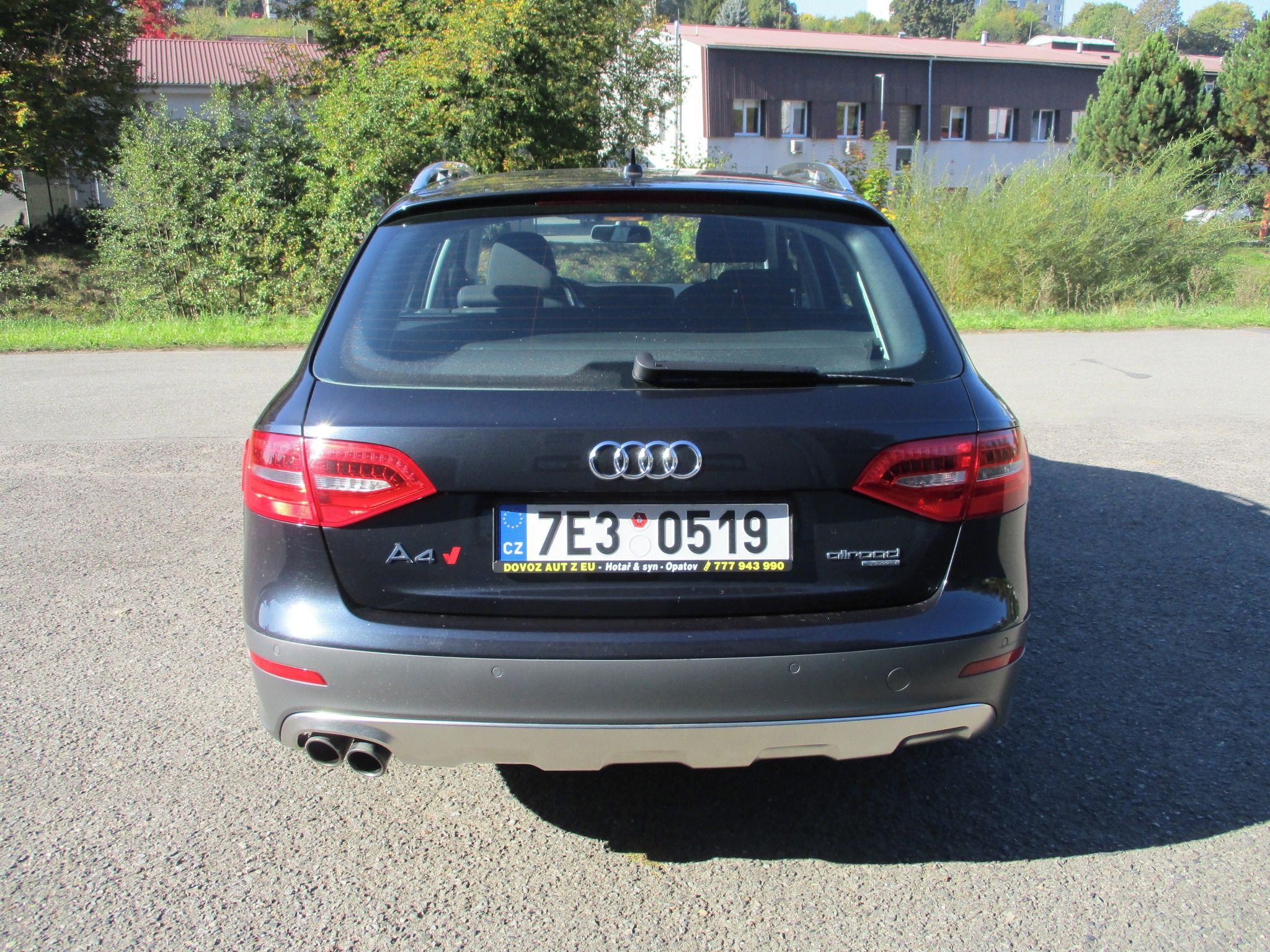 Audi A4 allroad, 2.0 TDi - 4x4 - fotka 4