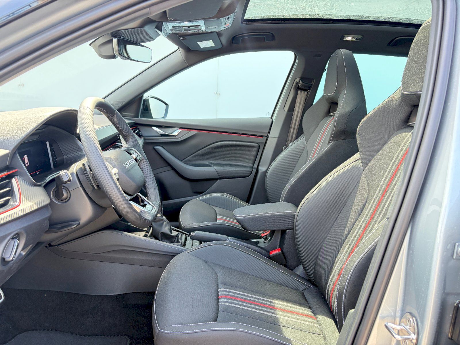 Škoda Kamiq, DSG 1.0 TSI / 85 kW / MONTE CA - fotka 6