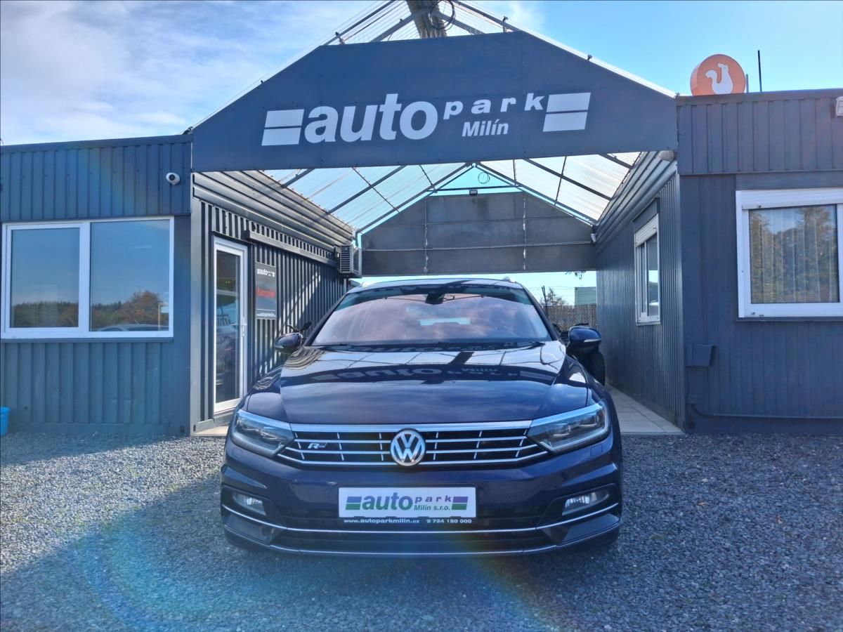 Volkswagen Passat, 2,0 R Line, Matrix,TZ, 4x4,CZ - fotka 2
