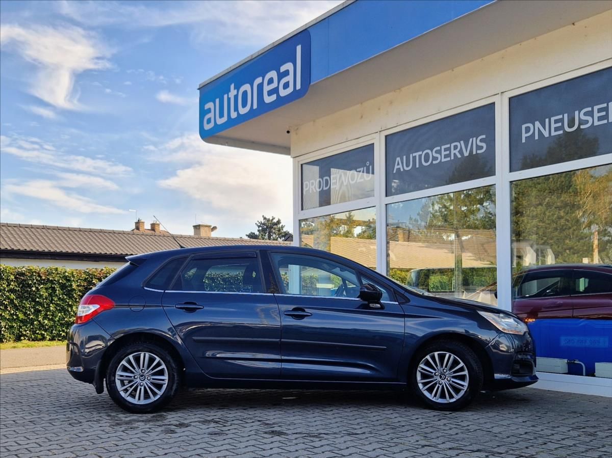 Citroën C4, 1,4 i AC SENZORY+SADA ZIM.KOL - fotka 6