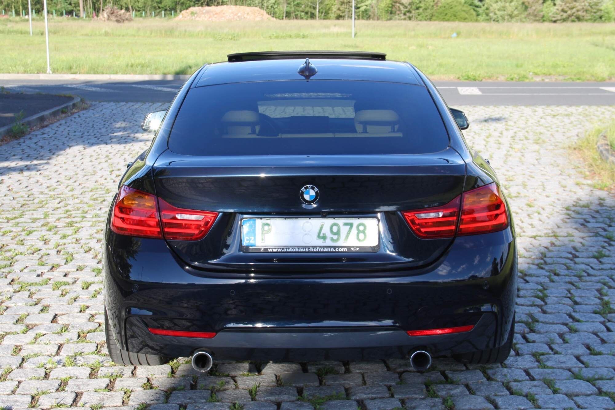 BMW Řada 4, 435i,M-Paket,RWD,HUD,Šíbr,R19 - fotka 5