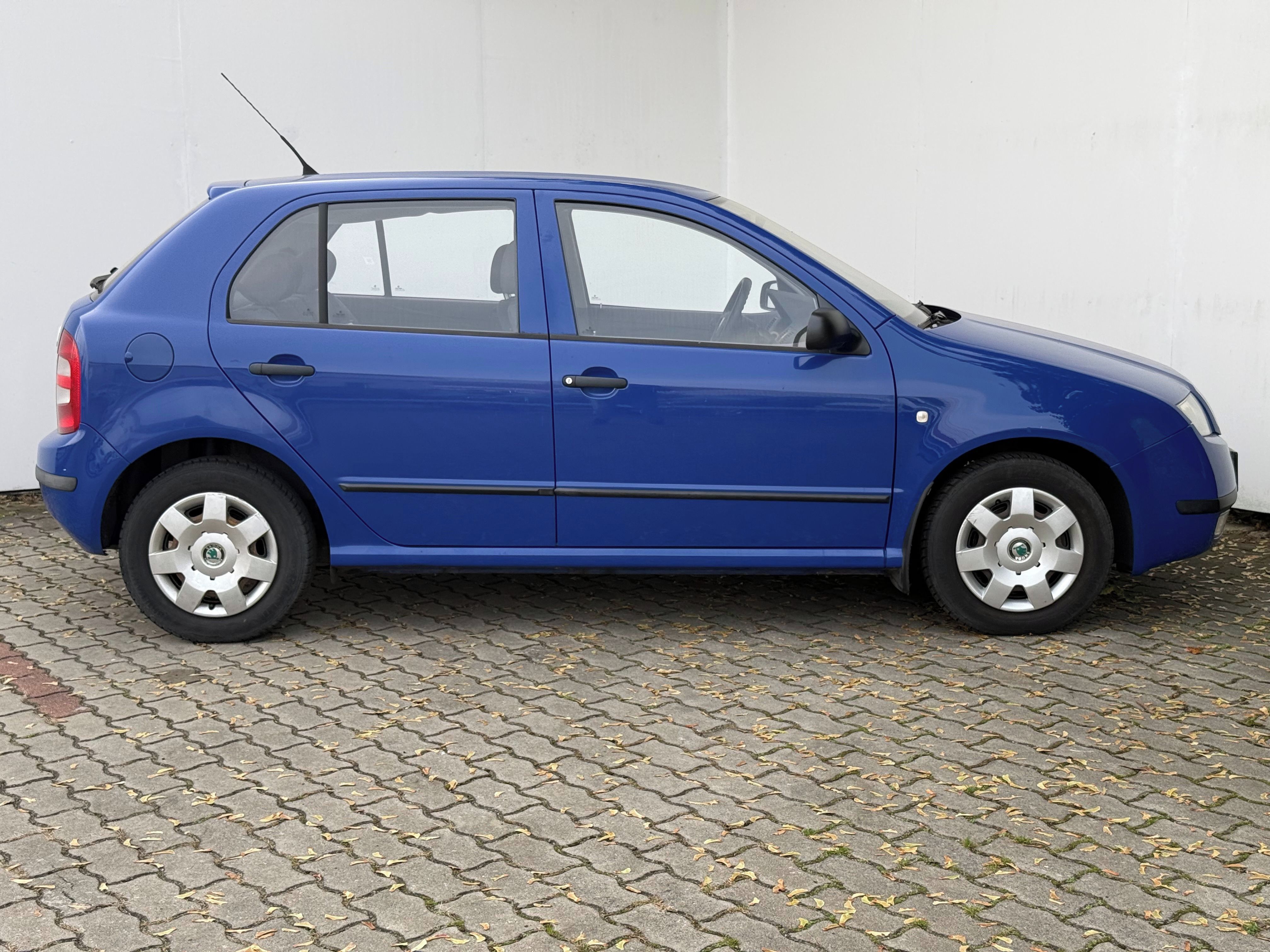 Škoda Fabia, 1,4 MPI / 44 kW - fotka 4