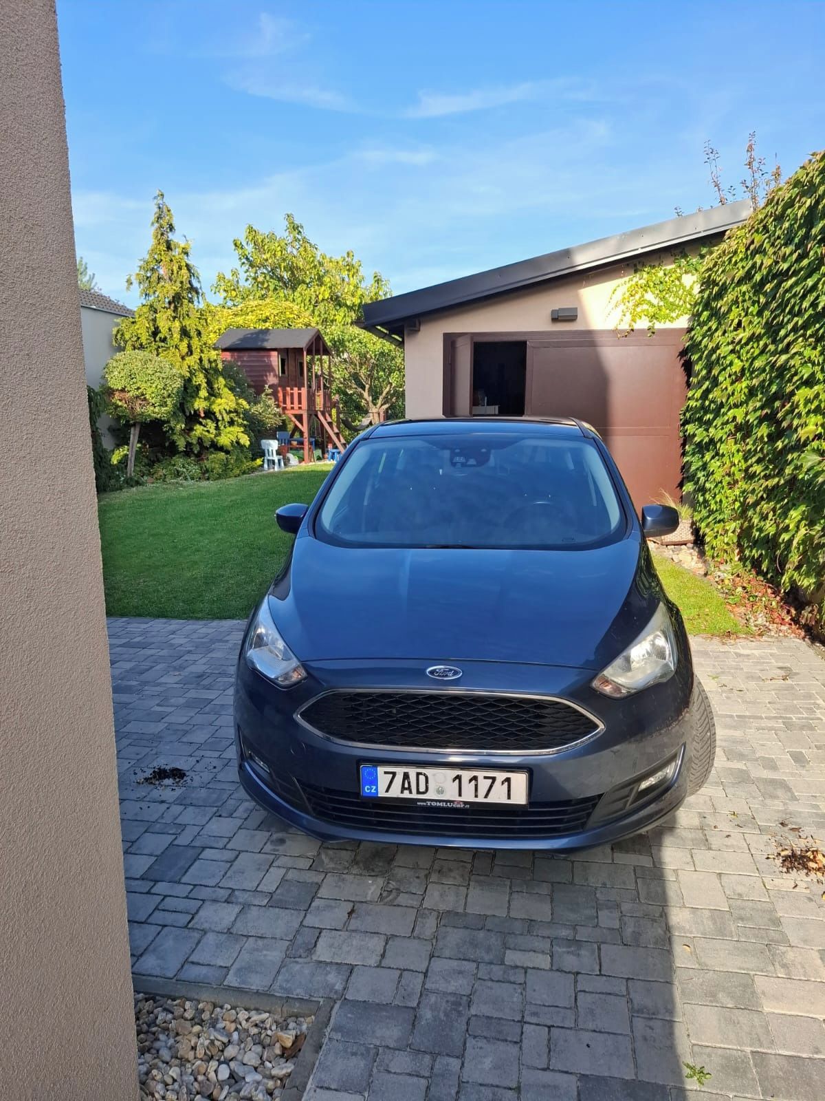 Ford C-MAX, 1,0 92 kw benzín - fotka 3