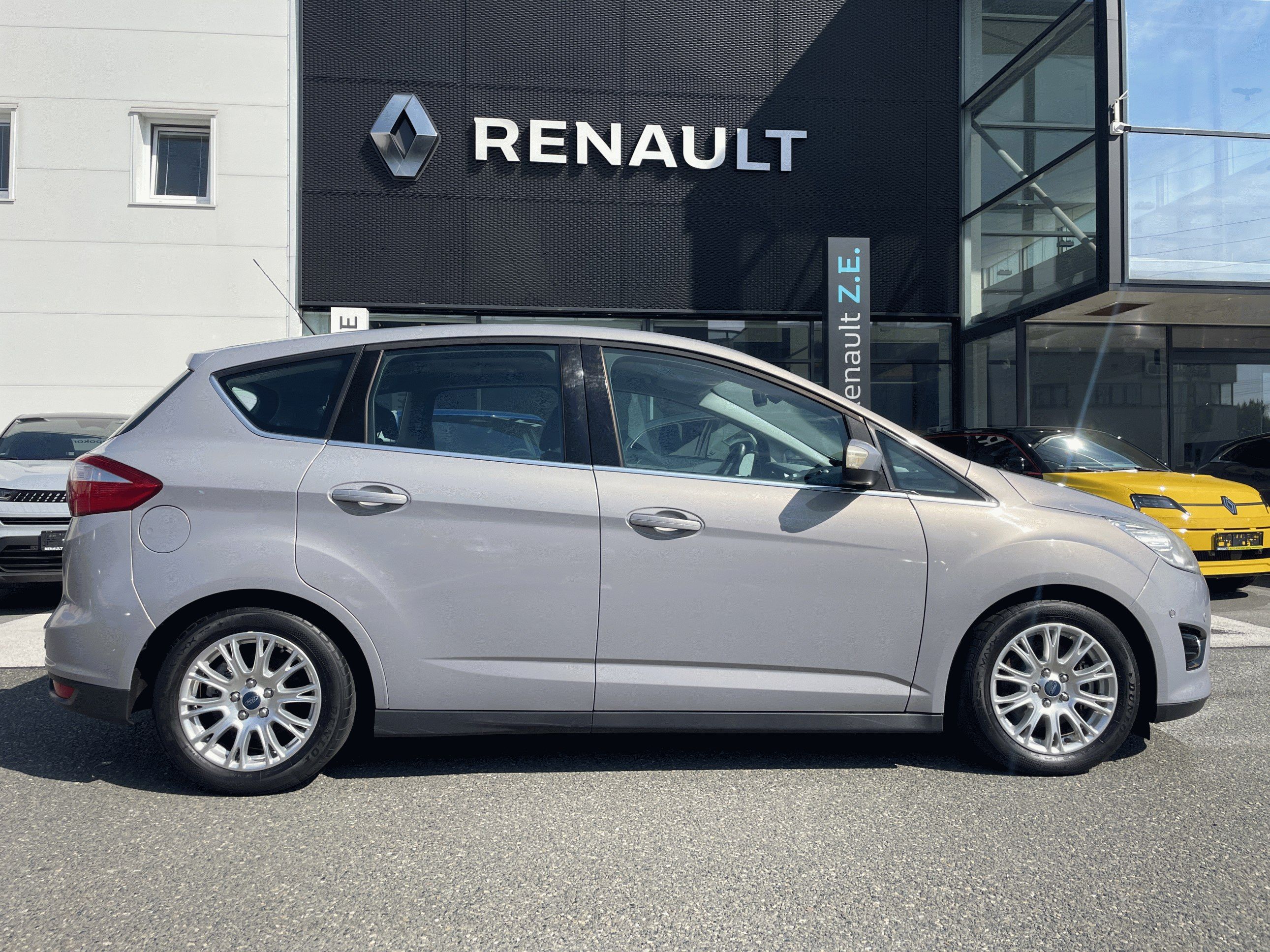 Ford C-MAX, Titanium 1,6Ti EcoBoost 150k - fotka 5
