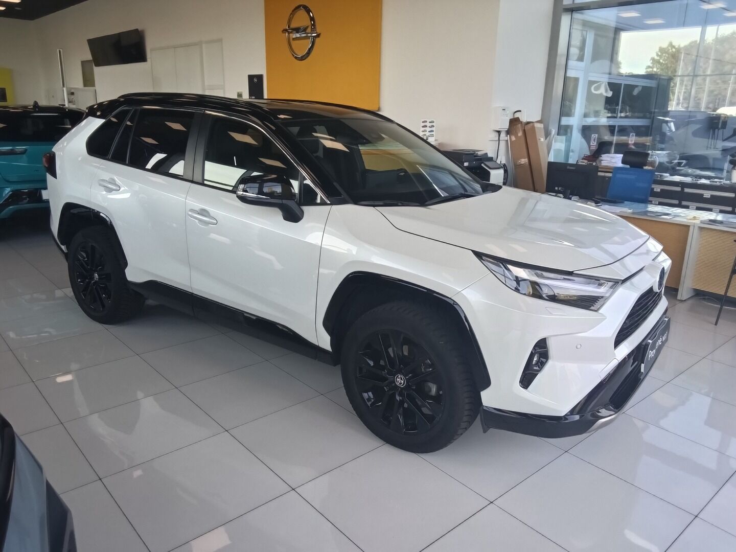 Toyota Rav4, 2.5HEV 131KW 4x4 Selection - fotka 2