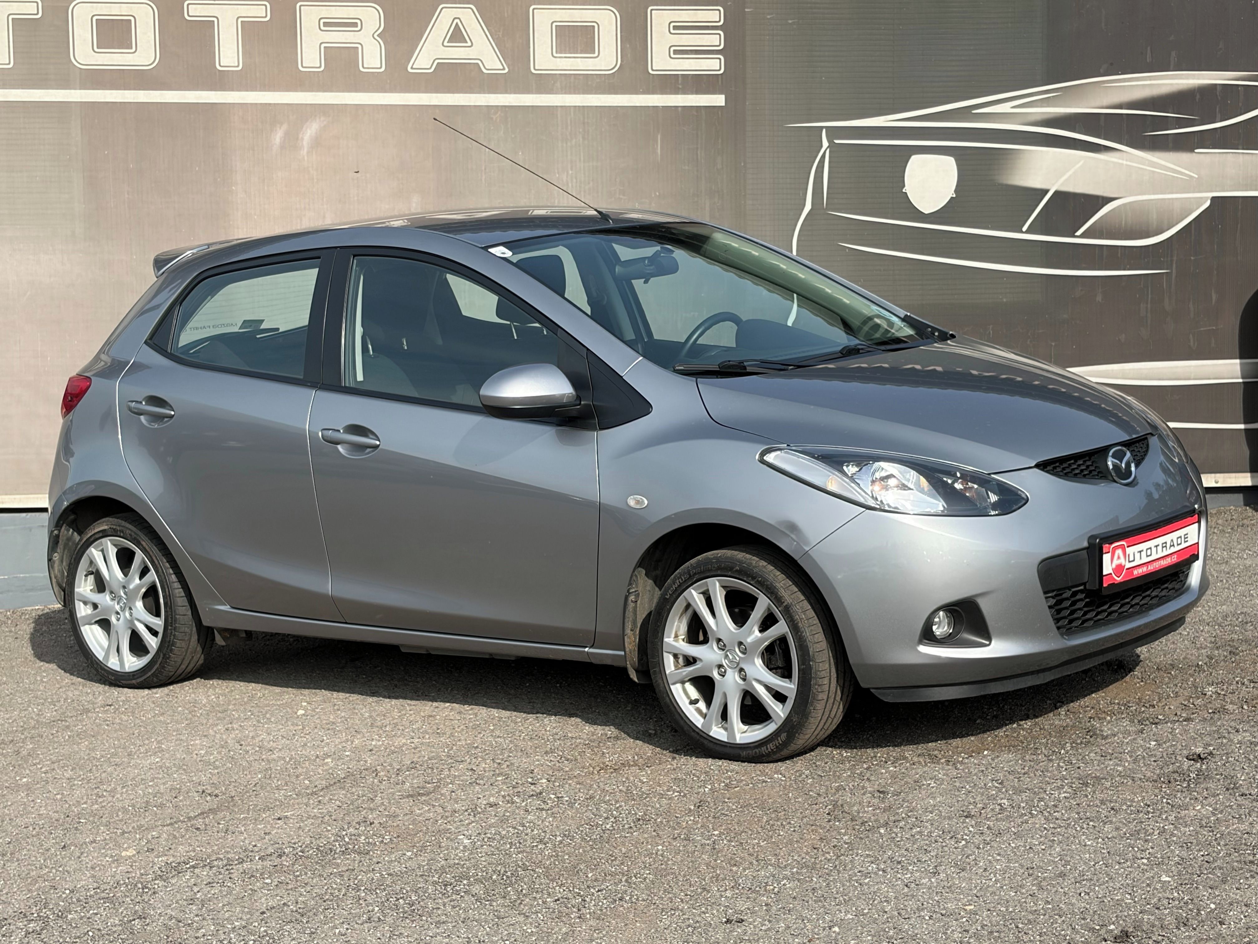 Mazda 2, 1.3i 55kW,KLIMA,1.maj,72tis.KM - fotka 6