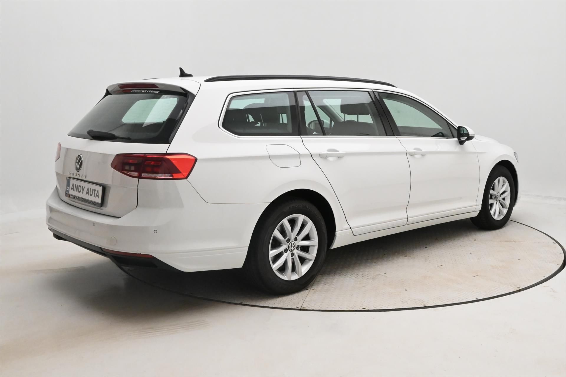 Volkswagen Passat, 2,0 TDI 110kW Business Záruka - fotka 5