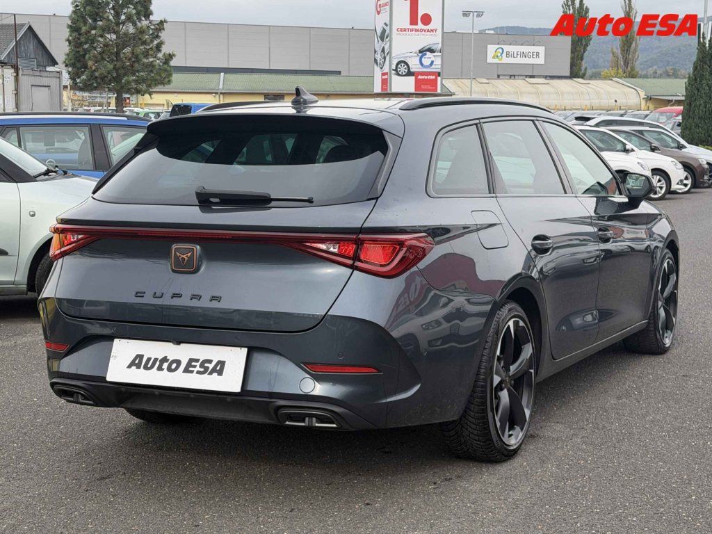 Cupra Leon, 2.0 TSi,2.maj,ČR,DSG,LED - fotka 4