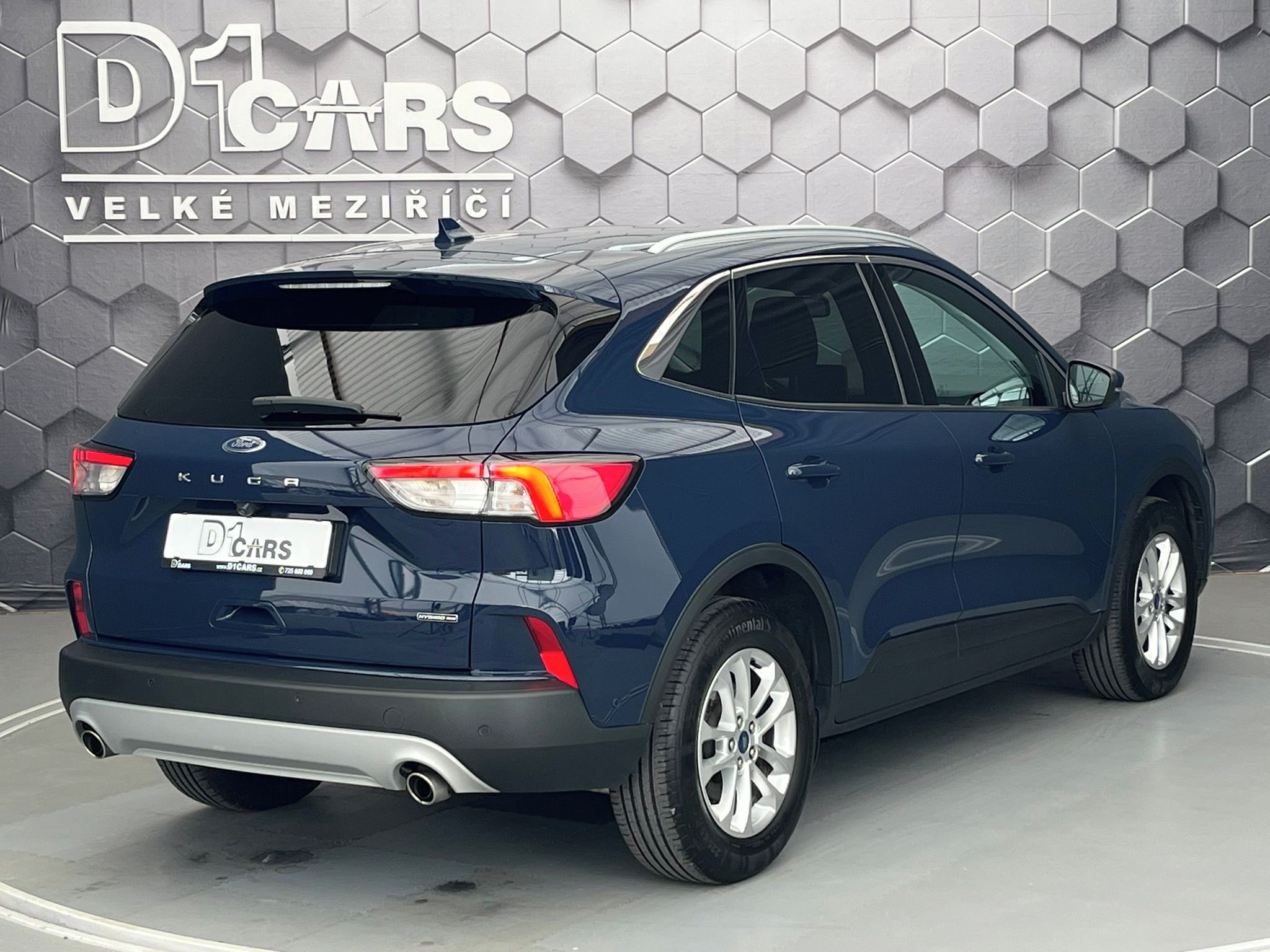 Ford Kuga, 2.5 HEV 4x4 TITANIUM - fotka 5