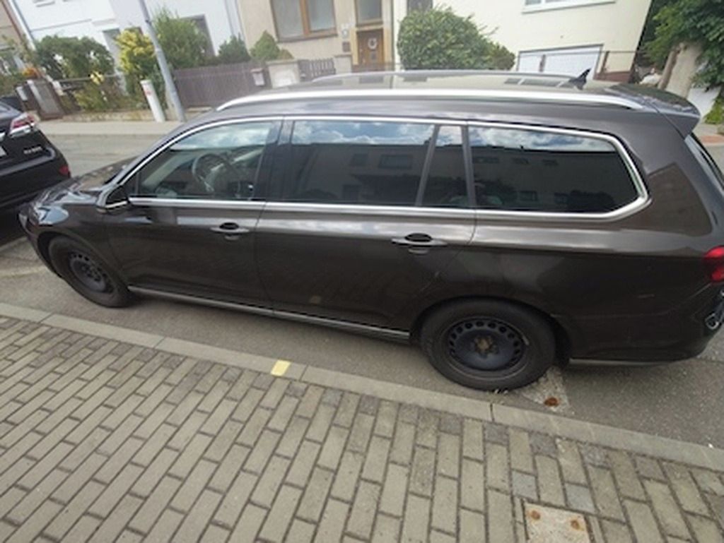 Volkswagen Passat, VW Passat Variant 1.6TDi, DSG - fotka 2
