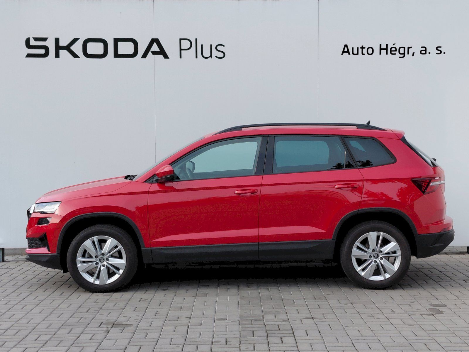 Škoda Karoq, 1.5 TSI 110kW Selection - fotka 3