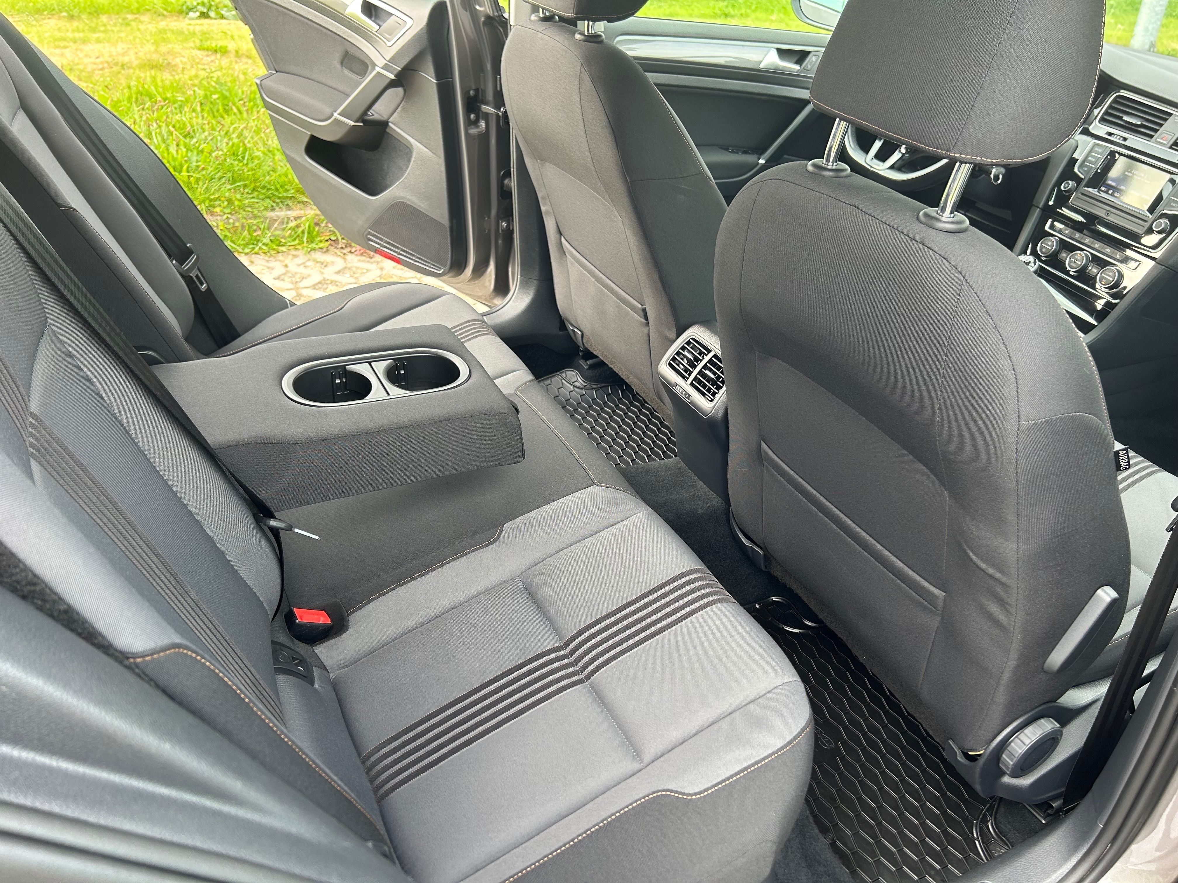 Volkswagen Golf, 1,2TSI, výbava Allstar - fotka 4
