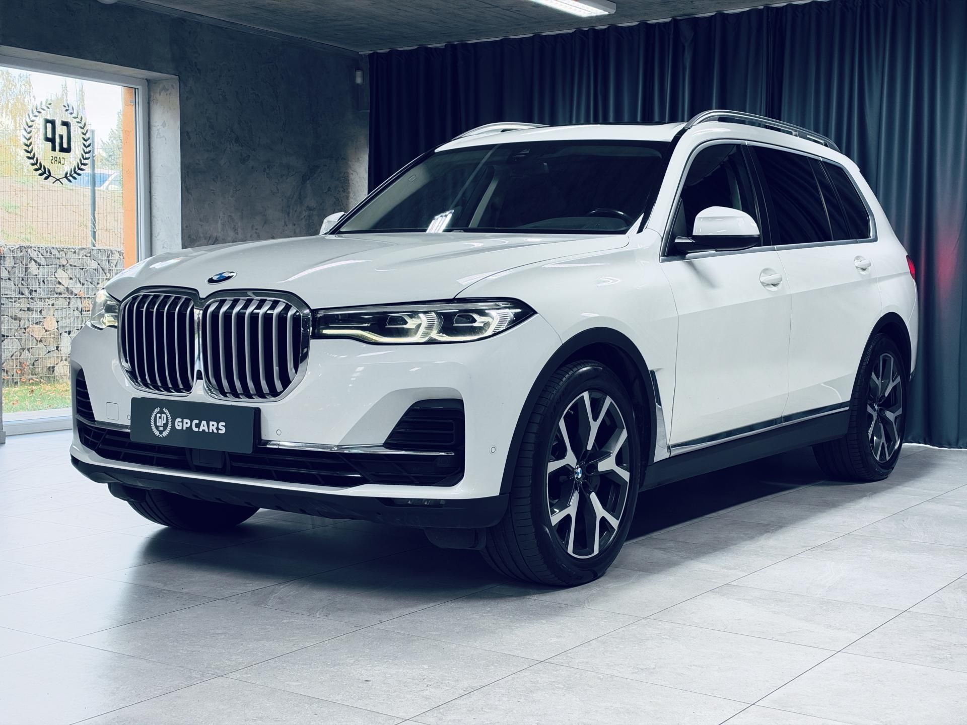 BMW X7, xDrive40d*SOFT*KEYLESS*PANO - fotka 3