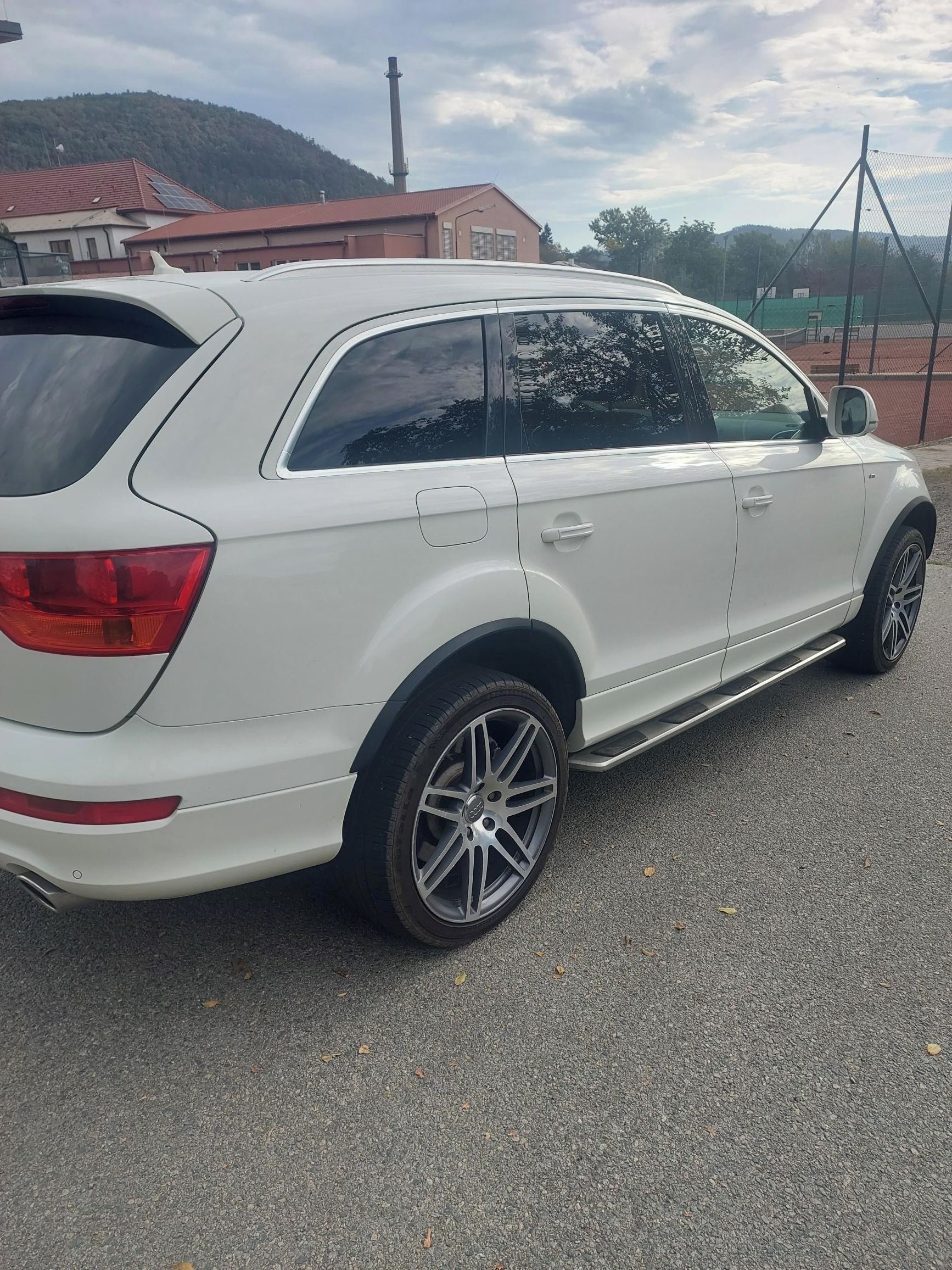 Audi Q7, 4,2TDi S line - fotka 3