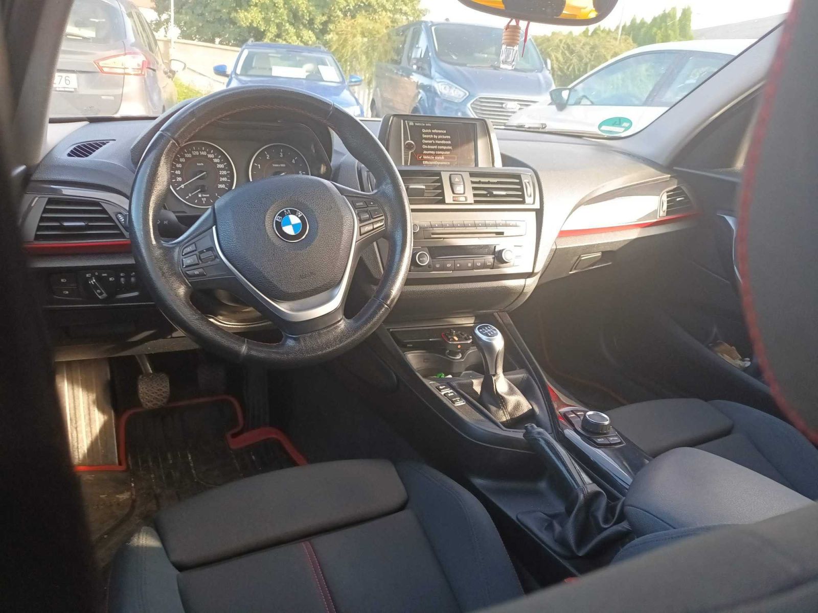 BMW Řada 1, 116d, Automatická klima - fotka 3