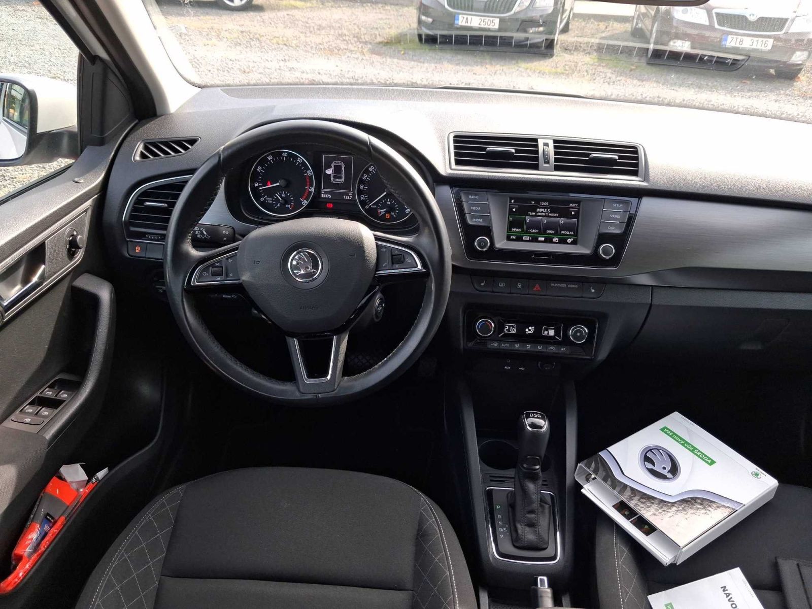 Škoda Fabia, 1.2 TSI, Style, Automat, ČR - fotka 3