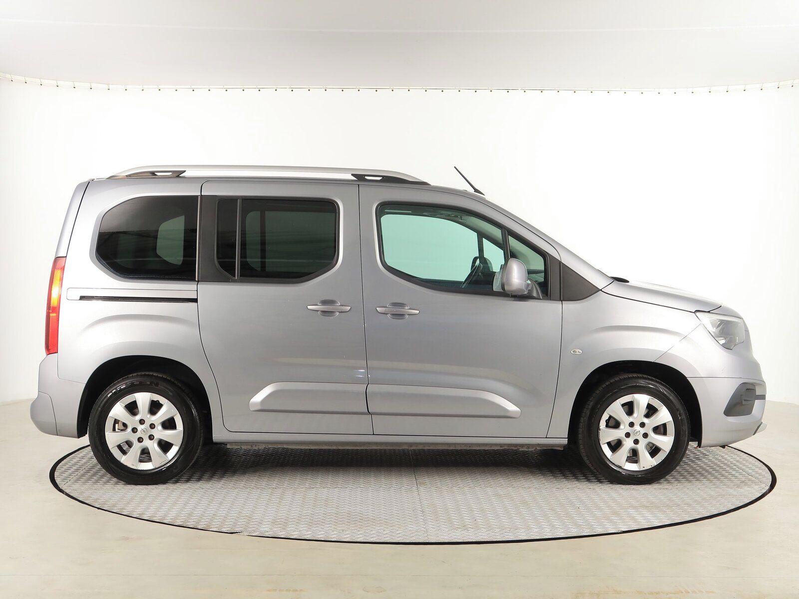 Opel Combo, 1.5 CDTI, 5Míst, Klima, ČR - fotka 6