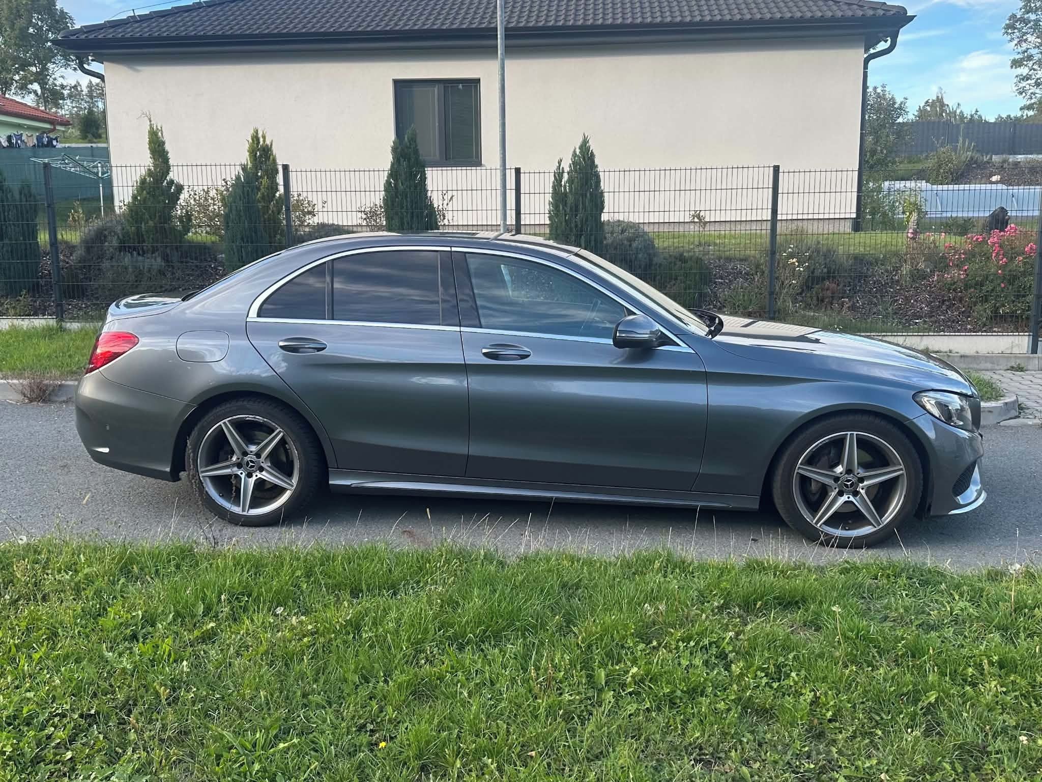 Mercedes-Benz Třídy C, Mercedes-Benz C 220 d W205 125 - fotka 5