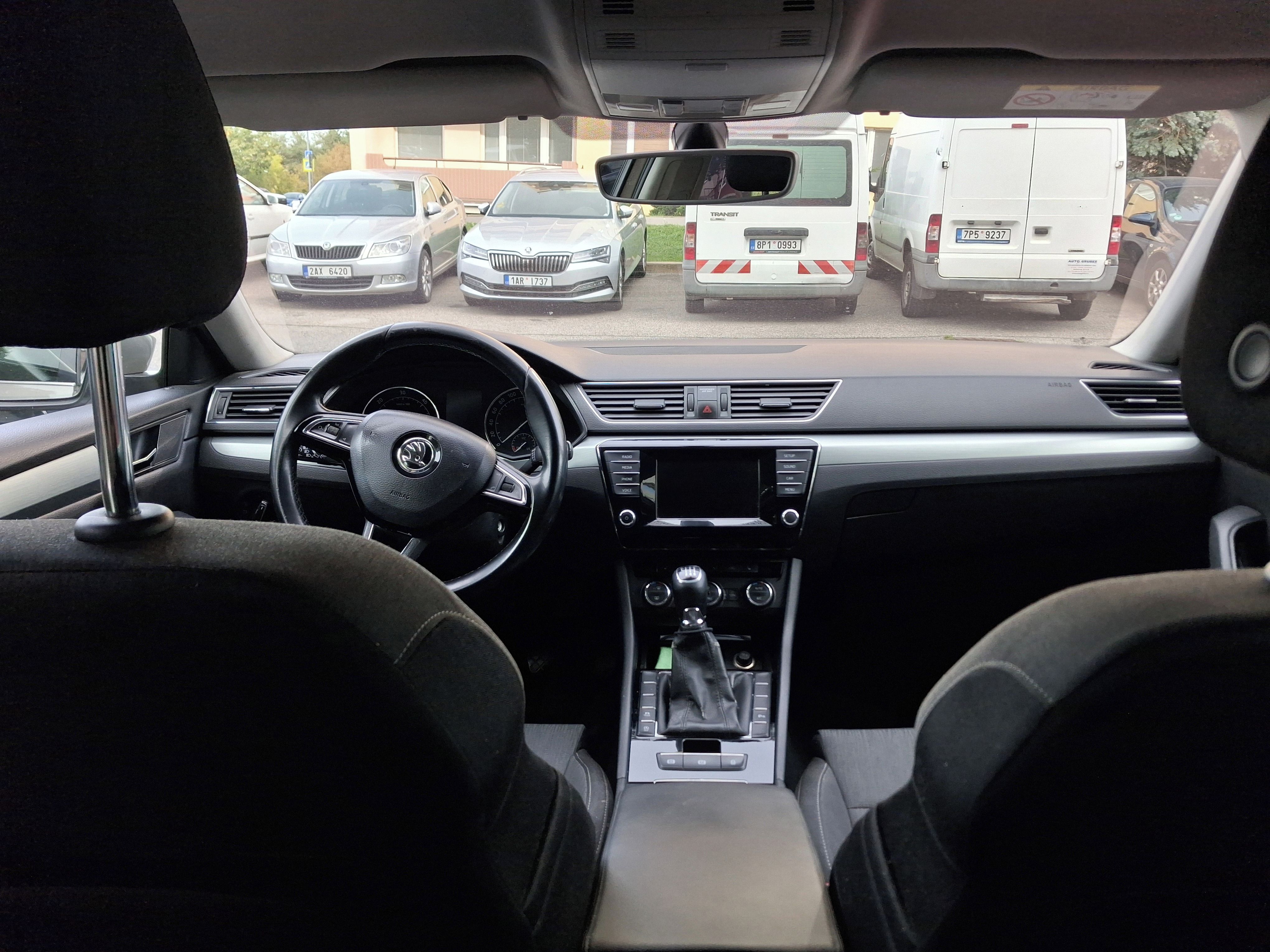 Škoda Superb, Superb 3 2016 1,9tdi - fotka 4