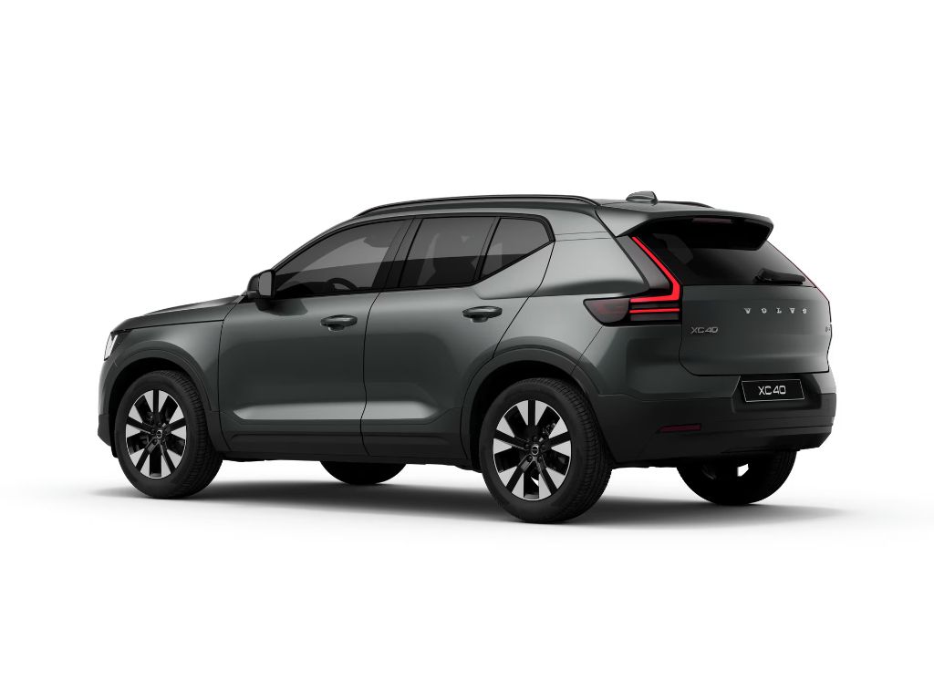 Volvo XC40, PLUS B3 FWD 120kW - fotka 4