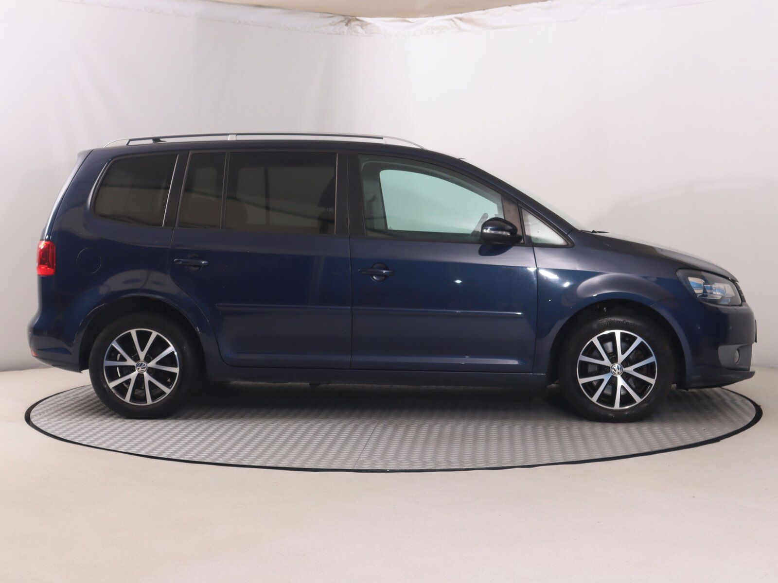 Volkswagen Touran, 2.0 TDI - fotka 6