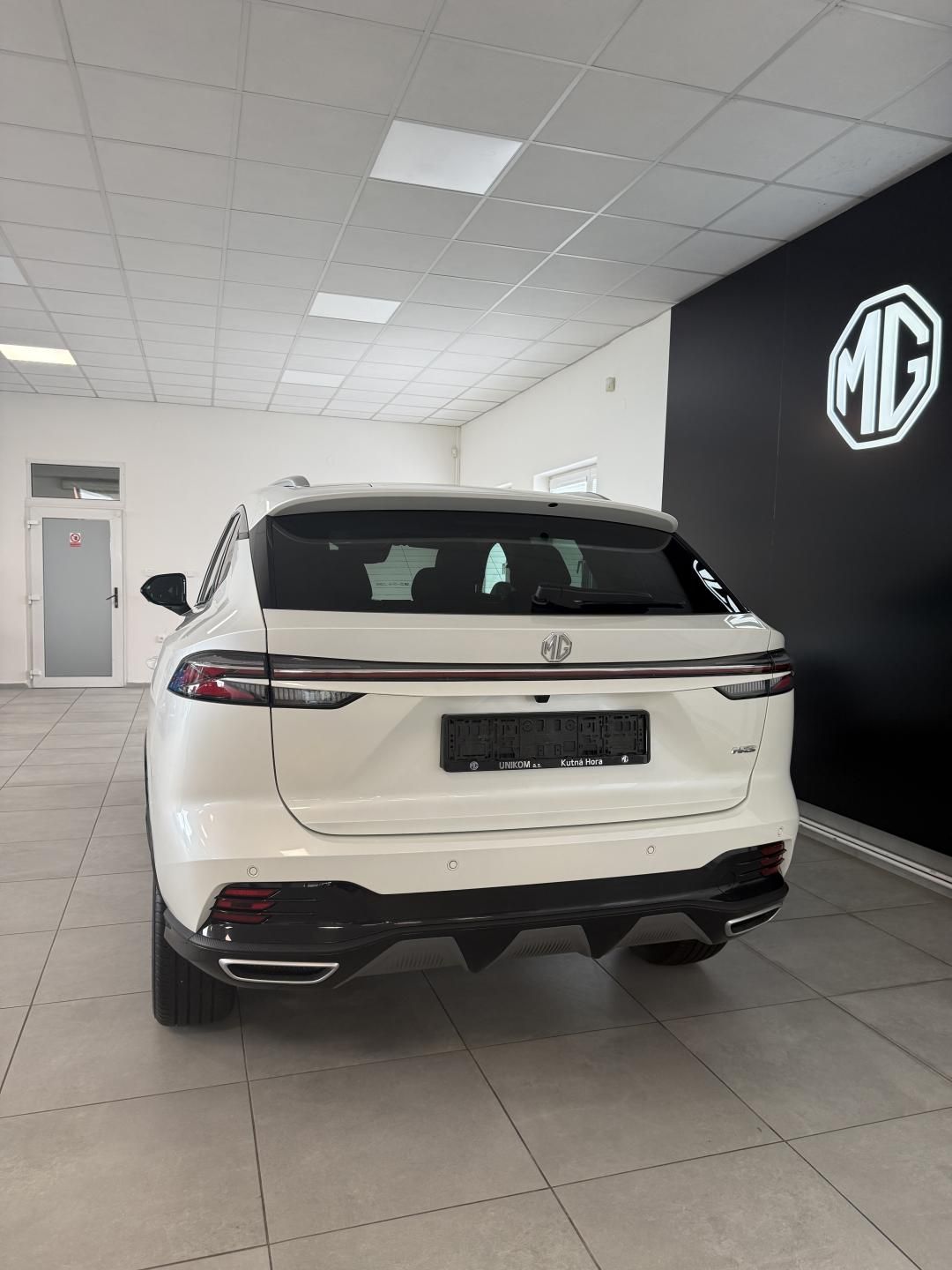 MG HS, HEV 1.5 165kW Emotion - fotka 4