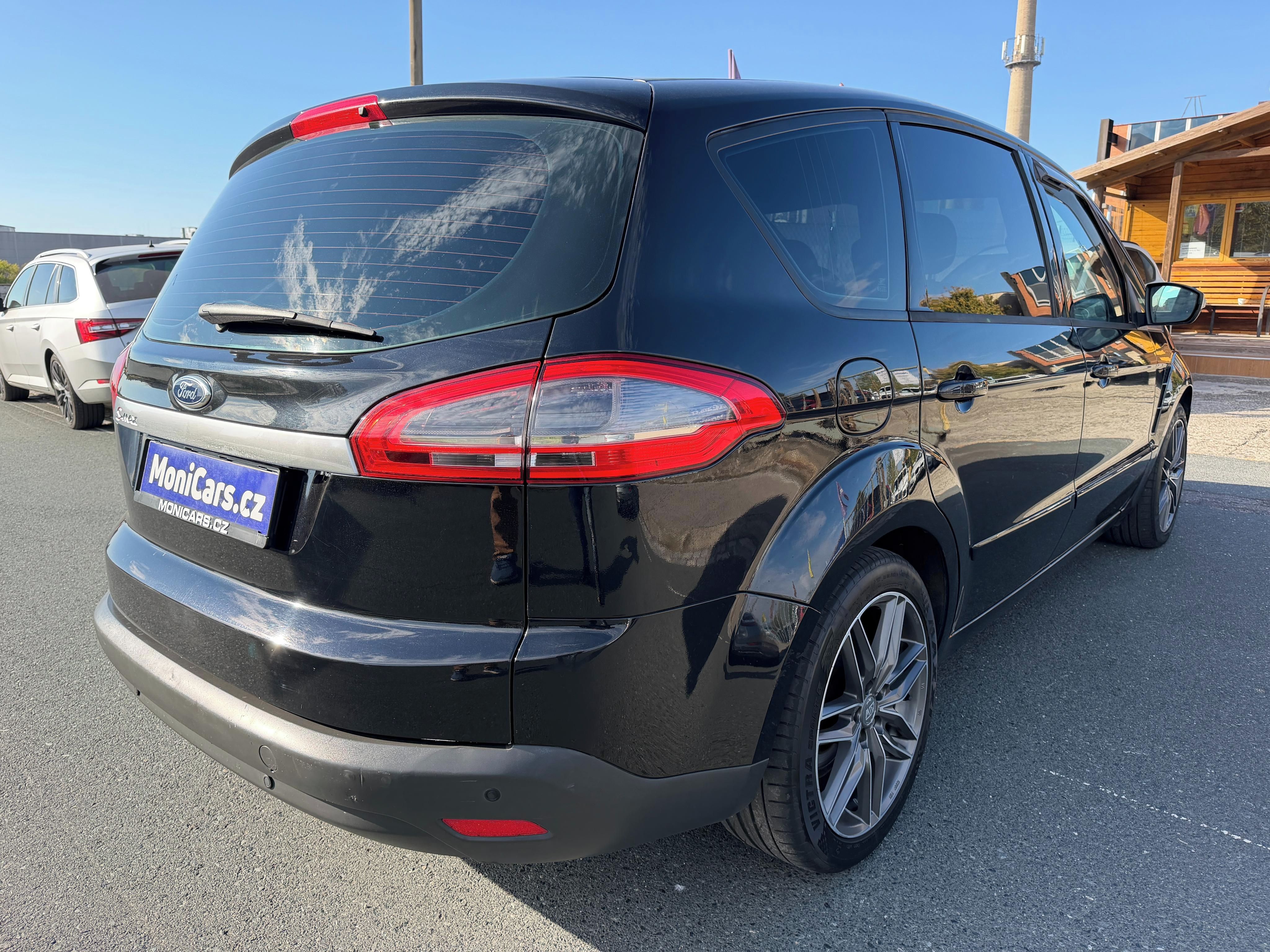 Ford S-MAX, 2.0 TDCI 120kW 7 MÍST - fotka 5
