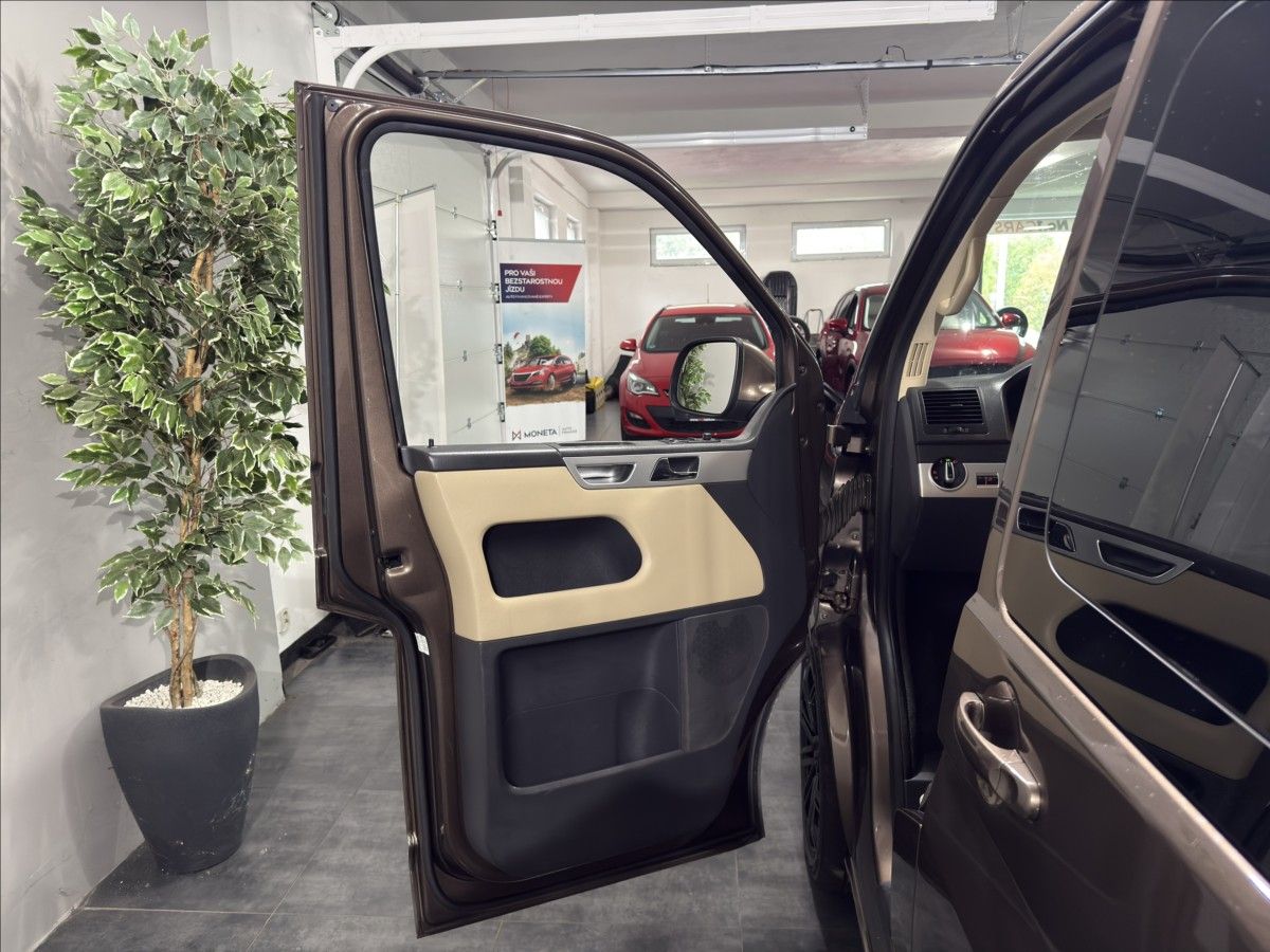 Volkswagen Multivan, 2,0   TDI DSG 4M INDIVIDUAL - fotka 6