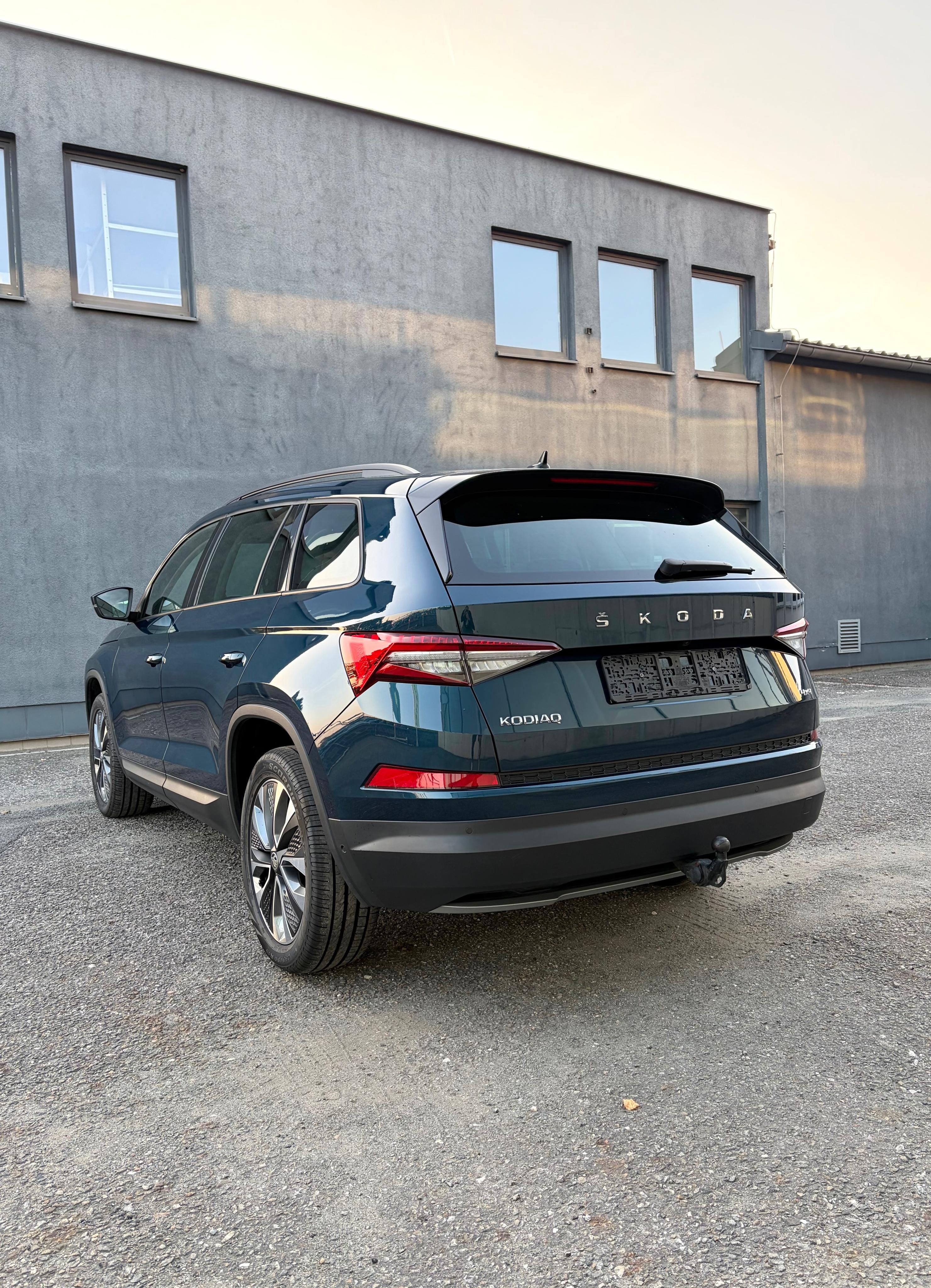 Škoda Kodiaq, 2.0TSI 140kw DSG TAŽNÉ WEBASTO - fotka 5
