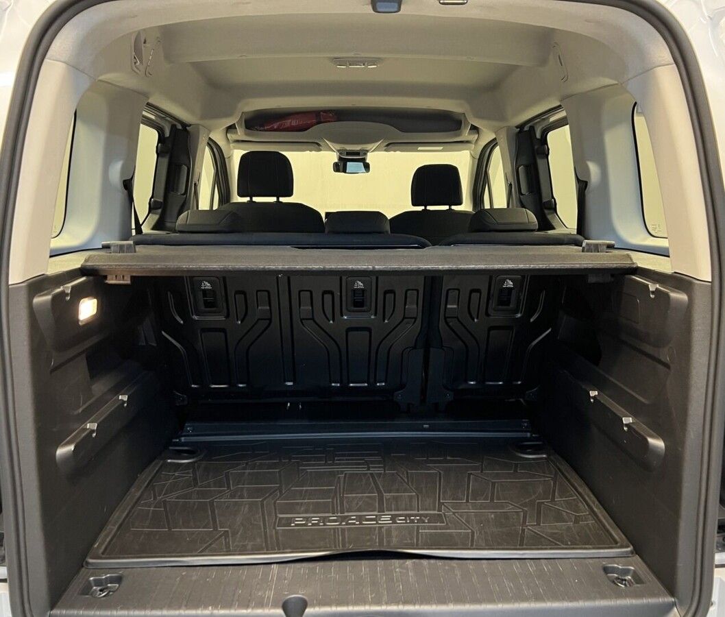 Toyota Proace City Verso, 1.2 BUSINESS 6MT - fotka 5