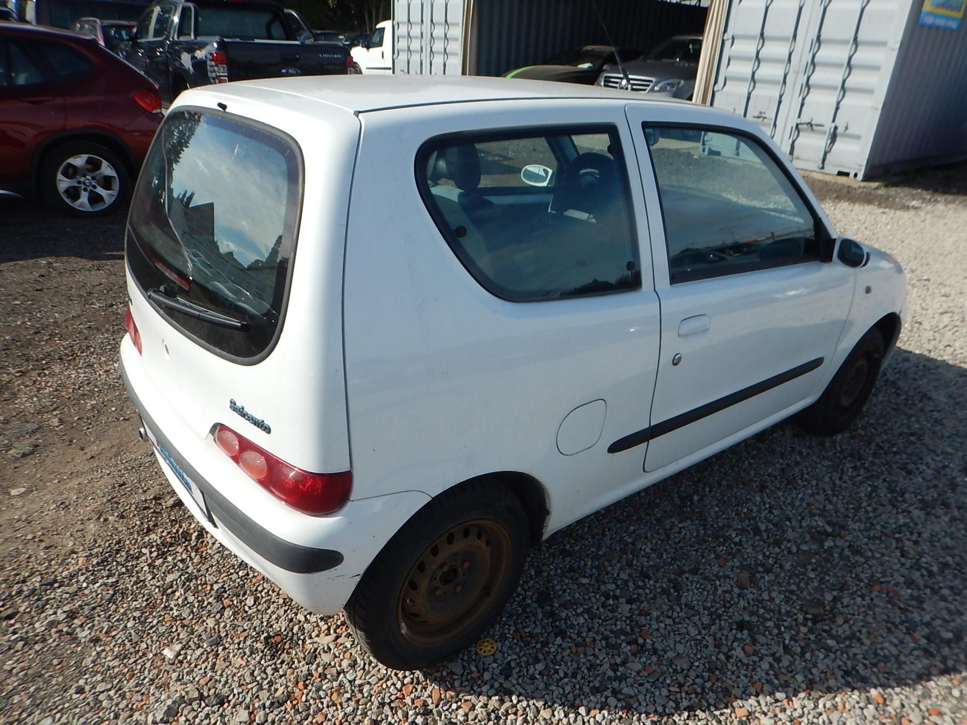 Fiat Seicento, 1.1i, ČR, 1. majitel - fotka 6