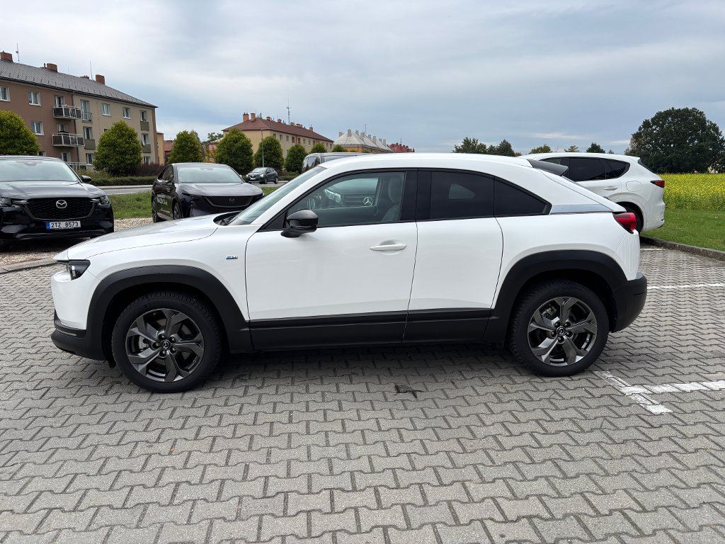 Mazda MX-30, e-sky  EV 145k Advantage - fotka 6