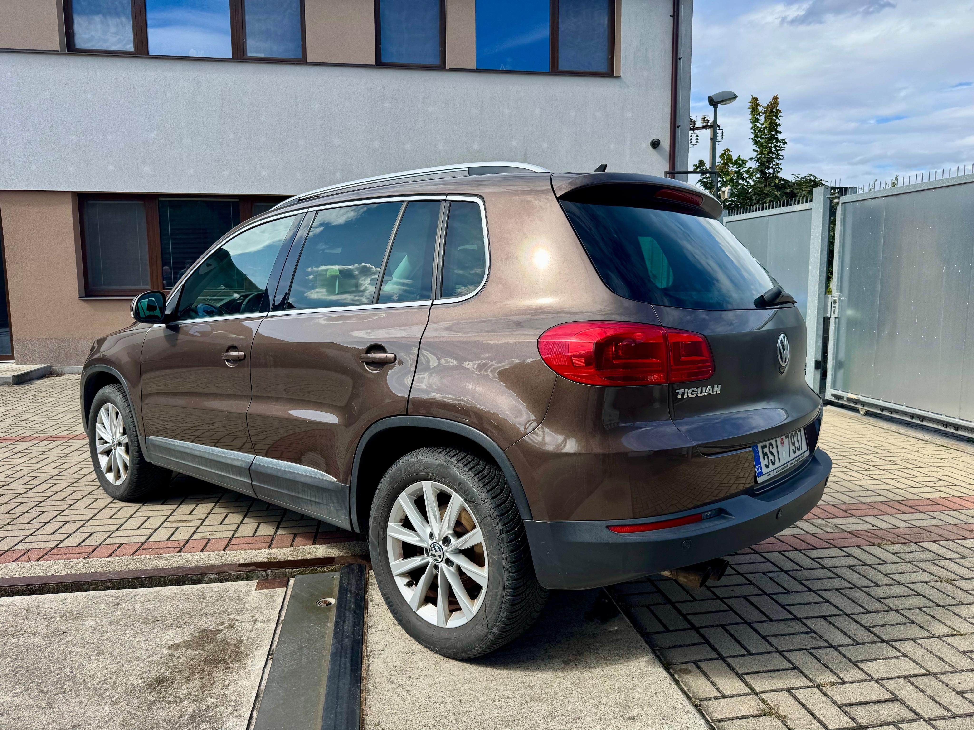 Volkswagen Tiguan, 2.0 TDI, 110kW, DSG, 4x4 - fotka 3