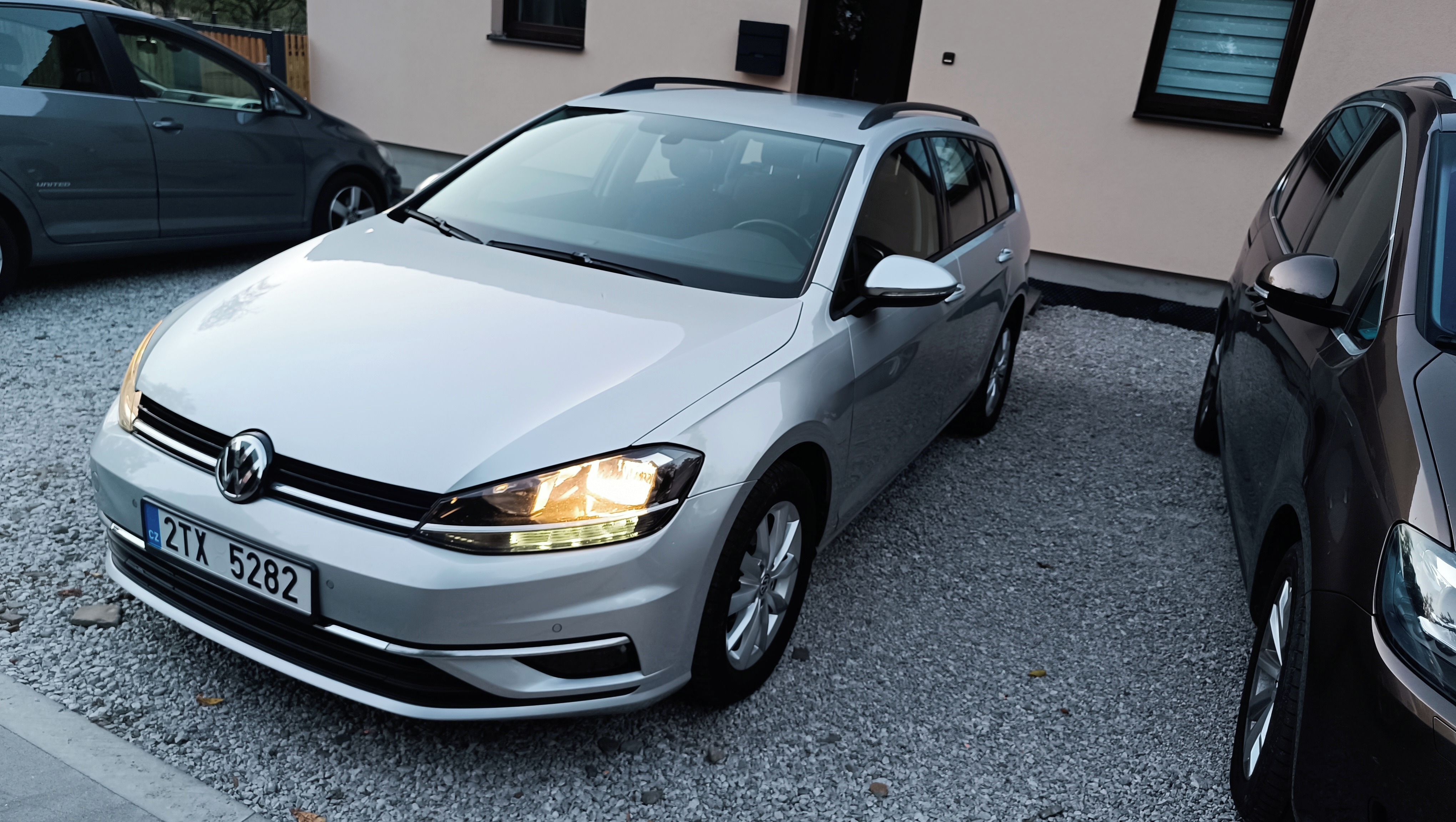 Volkswagen Golf, 1.6 TDI 85kw, 93000km