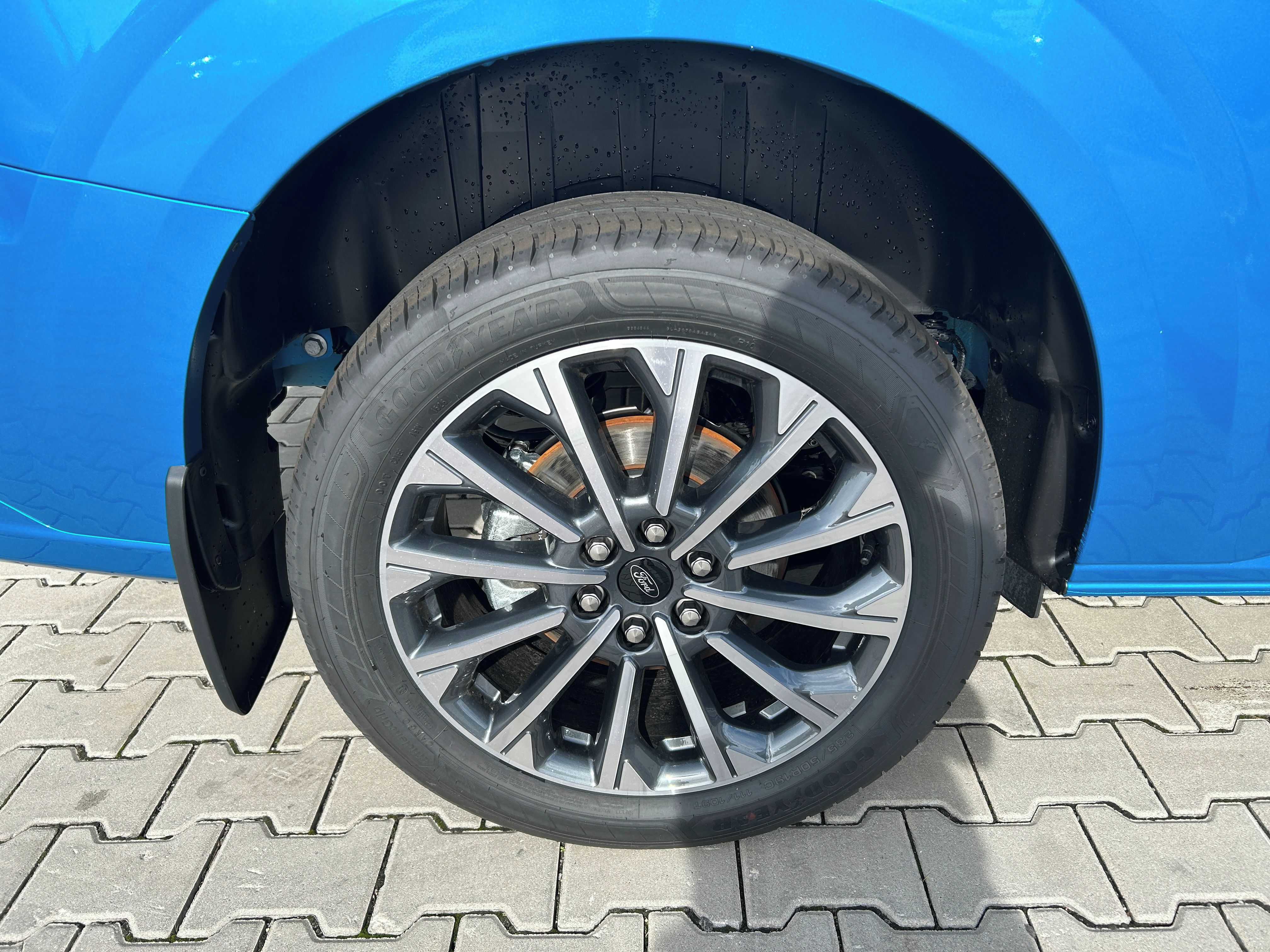 Ford Tourneo Custom, Titanium X L2 2.0EcoBlue 125kW - fotka 6