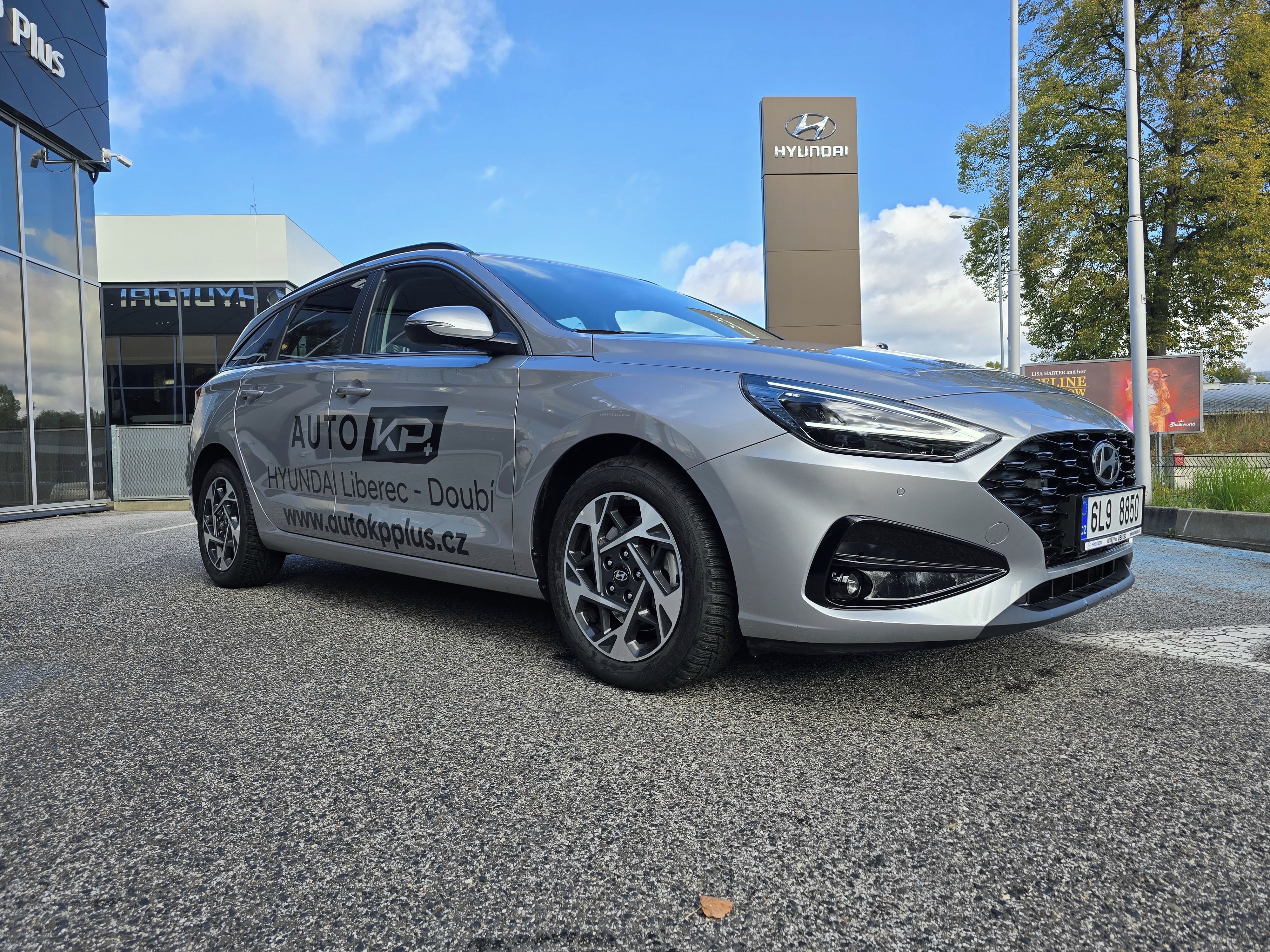 Hyundai i30, 1.6 T-GDI 150k 7°DCT Style - fotka 2