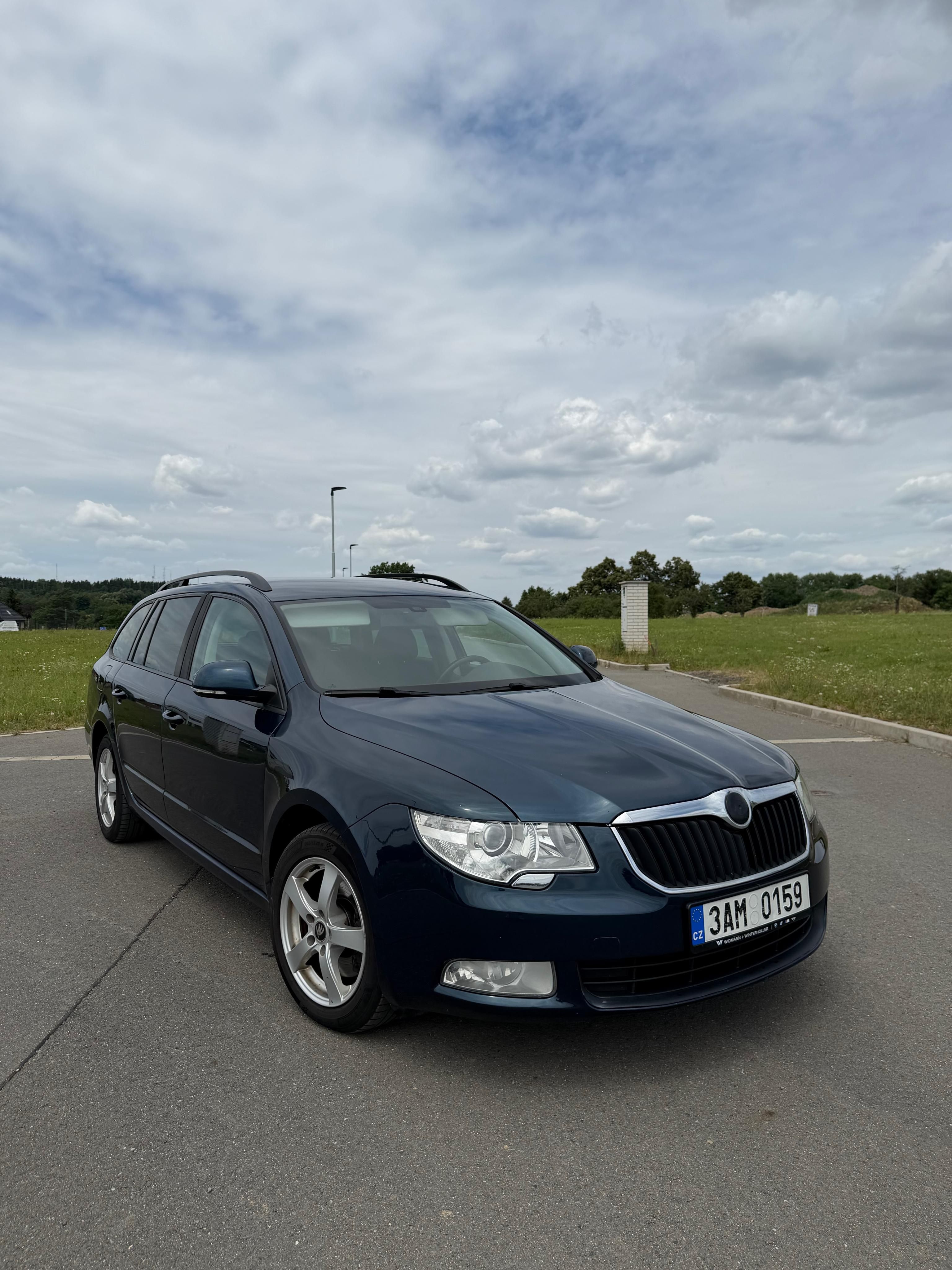 Škoda Superb, 2.0 TDi - fotka 3
