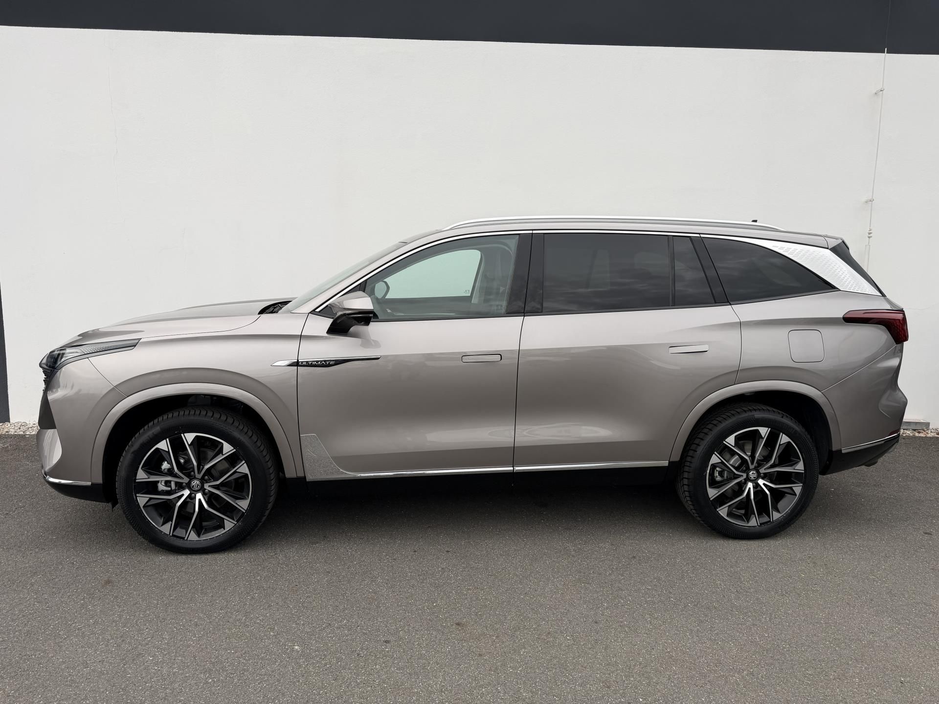 MG MGS9 PHEV, 1.5 Plug-in hybrid / 220 kW Pr - fotka 4