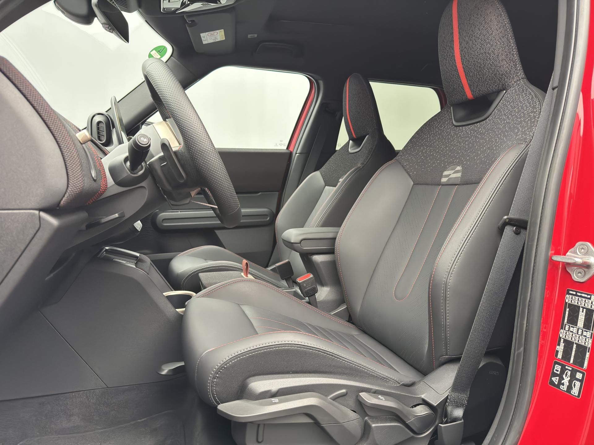 Mini Countryman, JCW TRIM ALL4 CZ - fotka 4