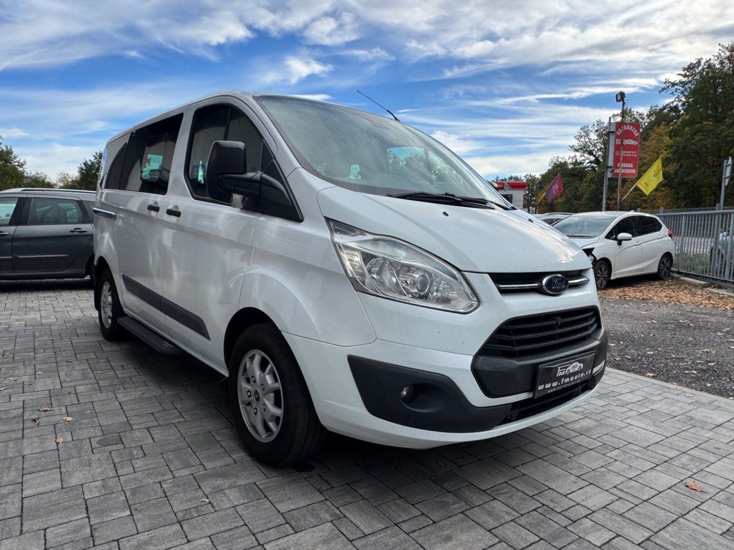 Ford Tourneo Custom, 2.2 TDCi Trend, 8míst - fotka 4