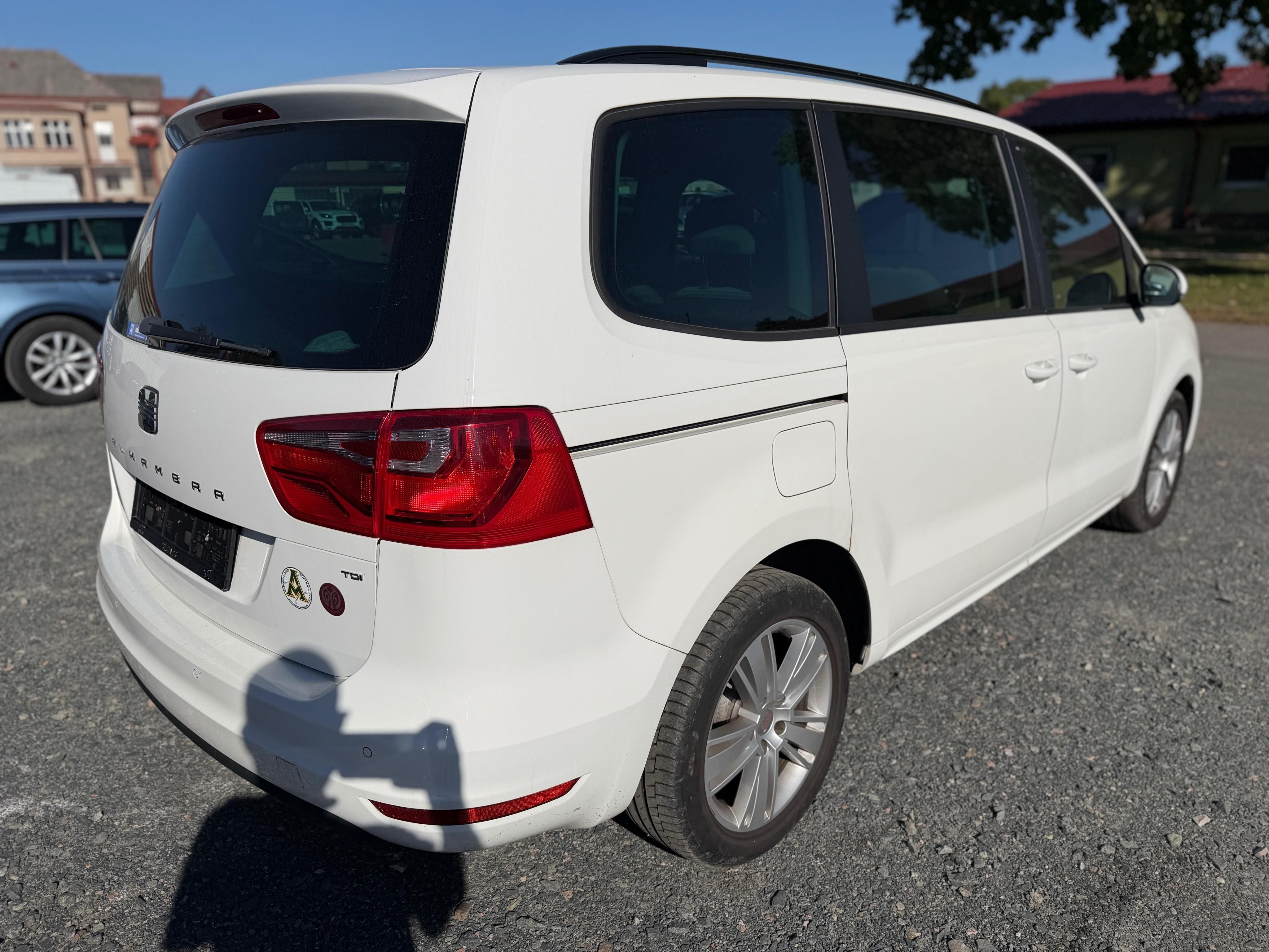 Seat Alhambra, 2.0 TDI 130KW KAMERA SERVISKA - fotka 4