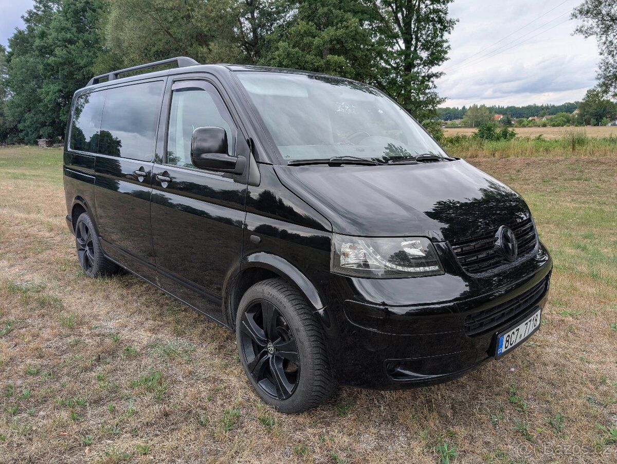 Volkswagen Multivan - fotka 2