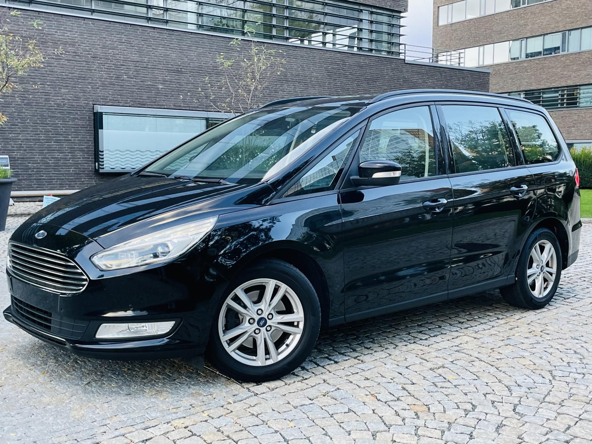 Ford Galaxy, 2.0TDCi MANUÁL 7MÍST SENZORY - fotka 3