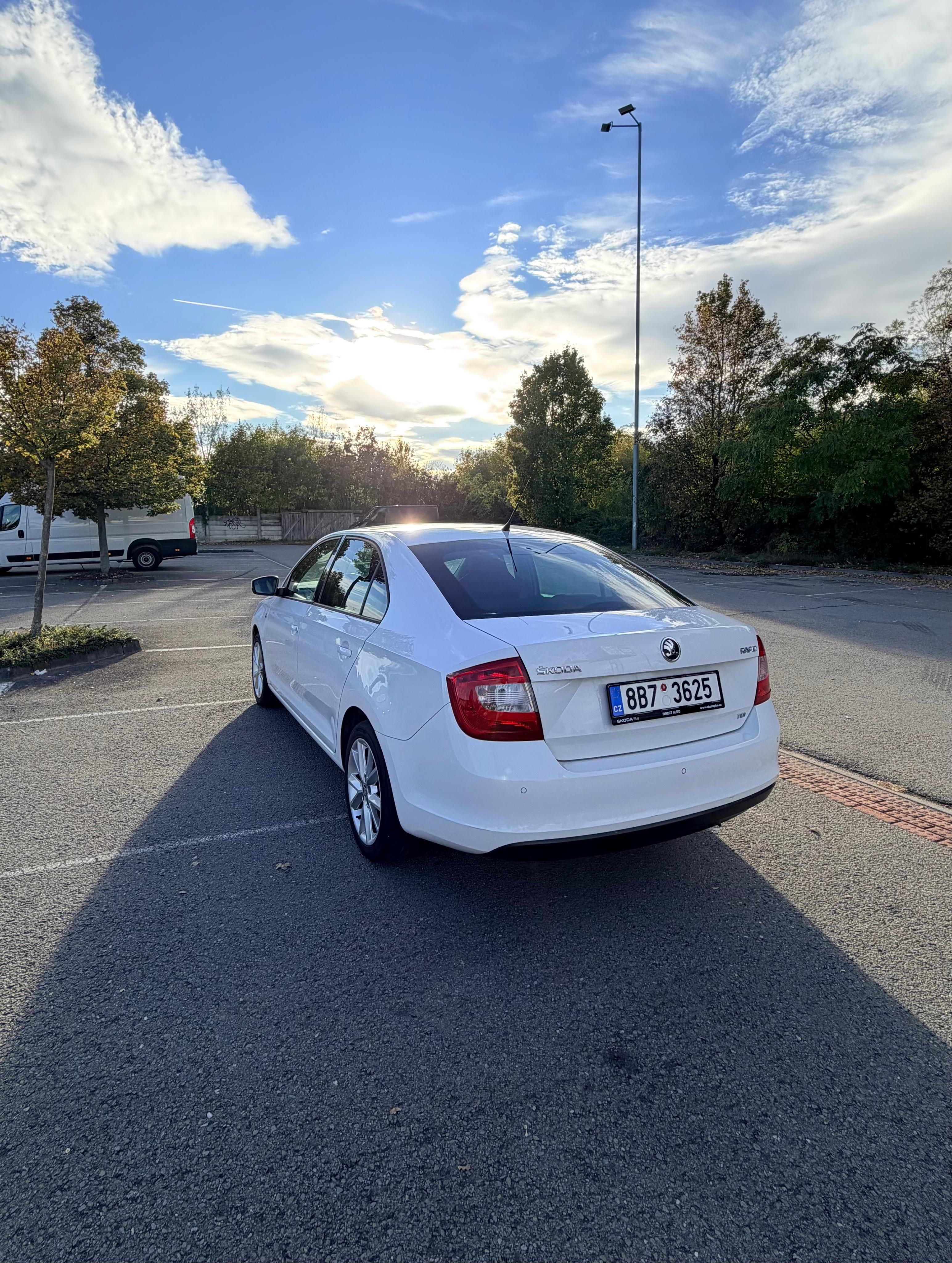 Škoda Rapid, Škoda Rapid 1.6 TDi 77 kW - fotka 3