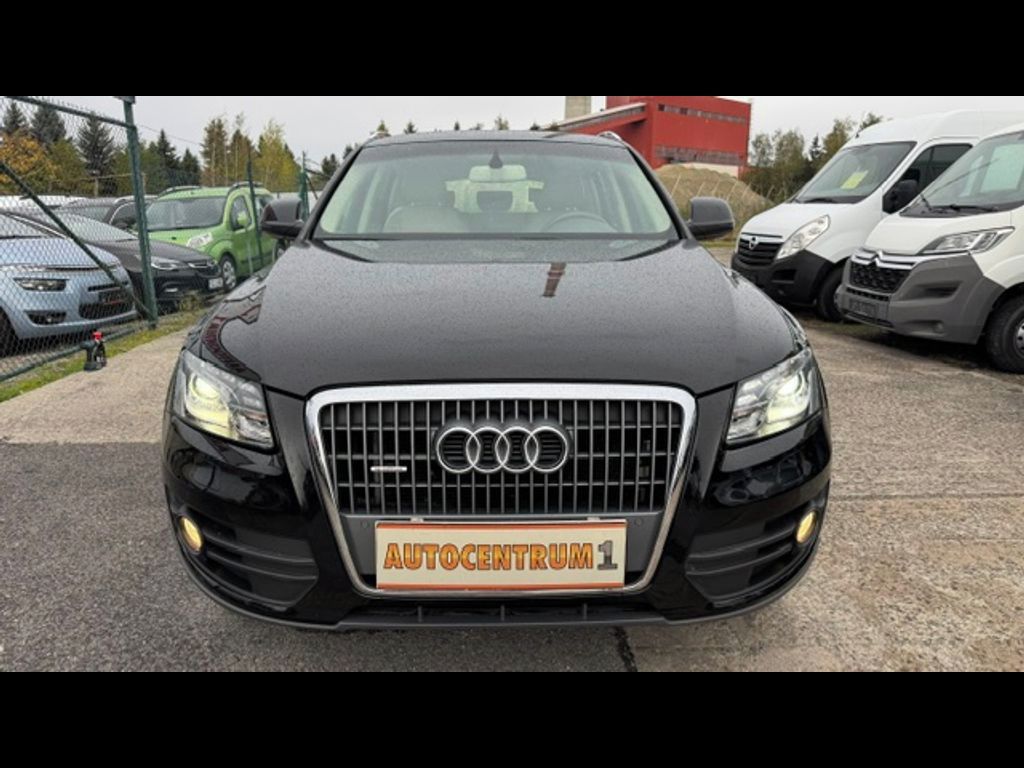 Audi Q5, 2,0TDI 125kW Quattro AUT. - fotka 2