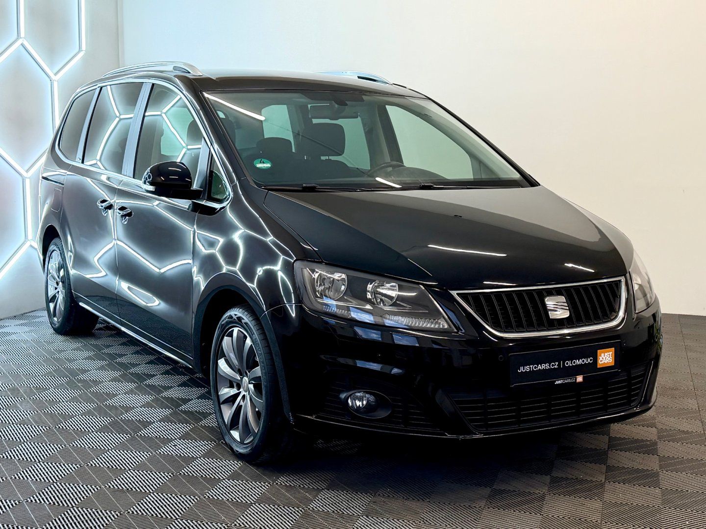 Seat Alhambra, 2.0 TDI 103 kW STYLE/7 míst/TZ - fotka 4