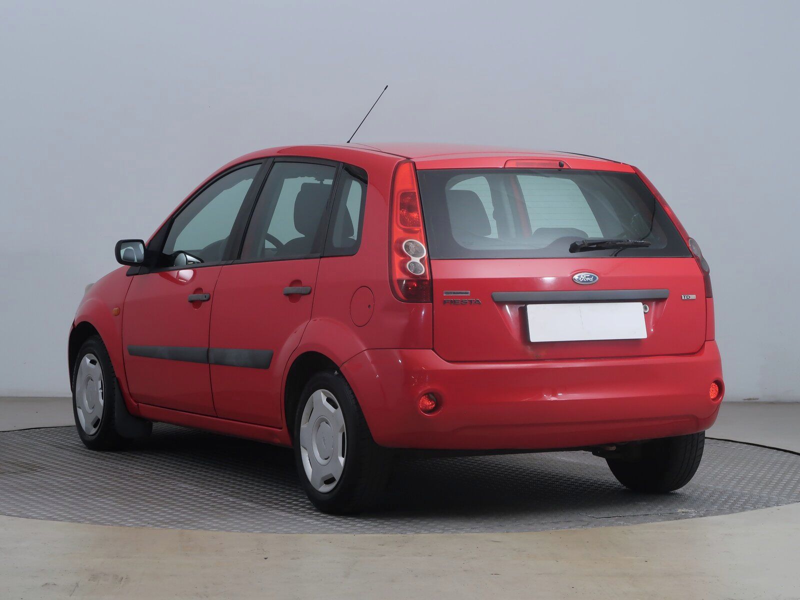 Ford Fiesta, 1.4 TDCi, ČR,1.maj, Klima - fotka 4