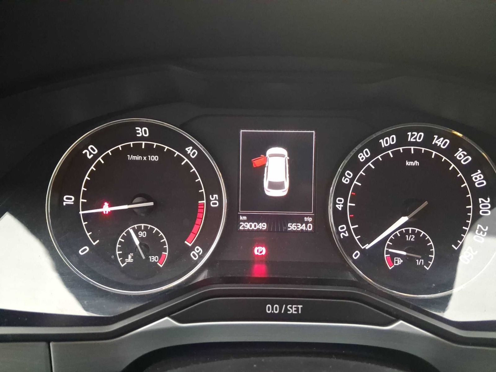 Škoda Superb, 2.0 TDI, Navi - fotka 3