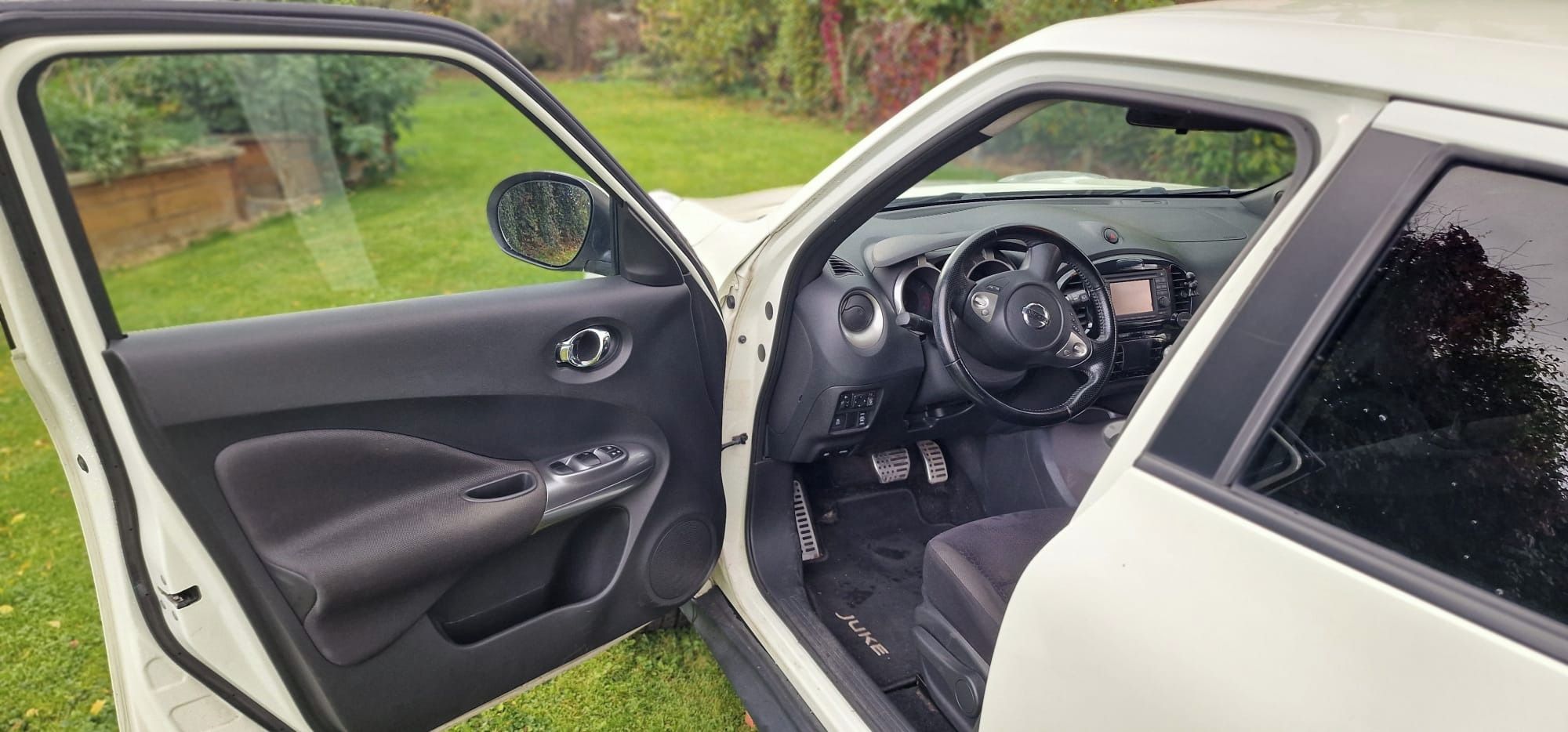 Nissan Juke, Nissan Juke 1.6 ATM 4x4 140kW - fotka 4