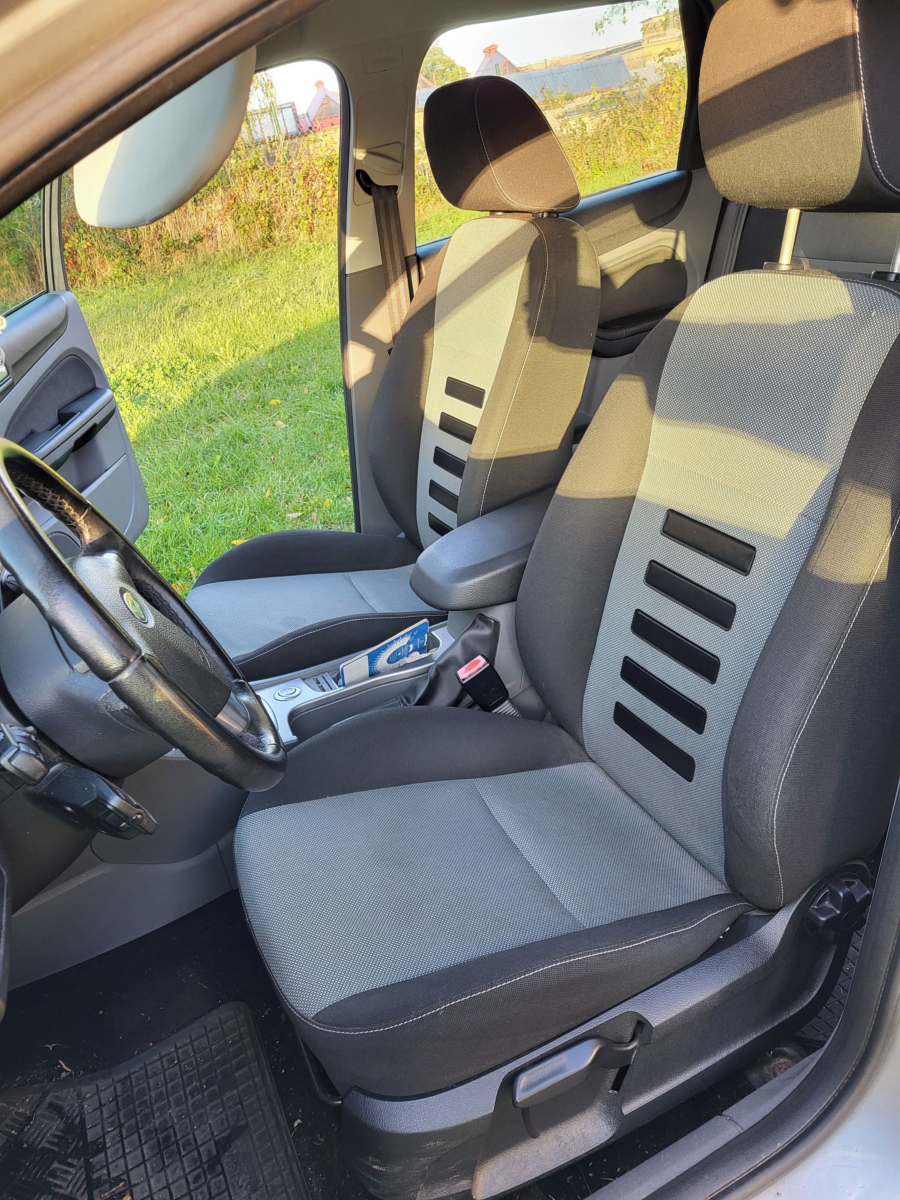 Ford Focus, Ford Focus 2 kombi, 1.6 TiVCT - fotka 6